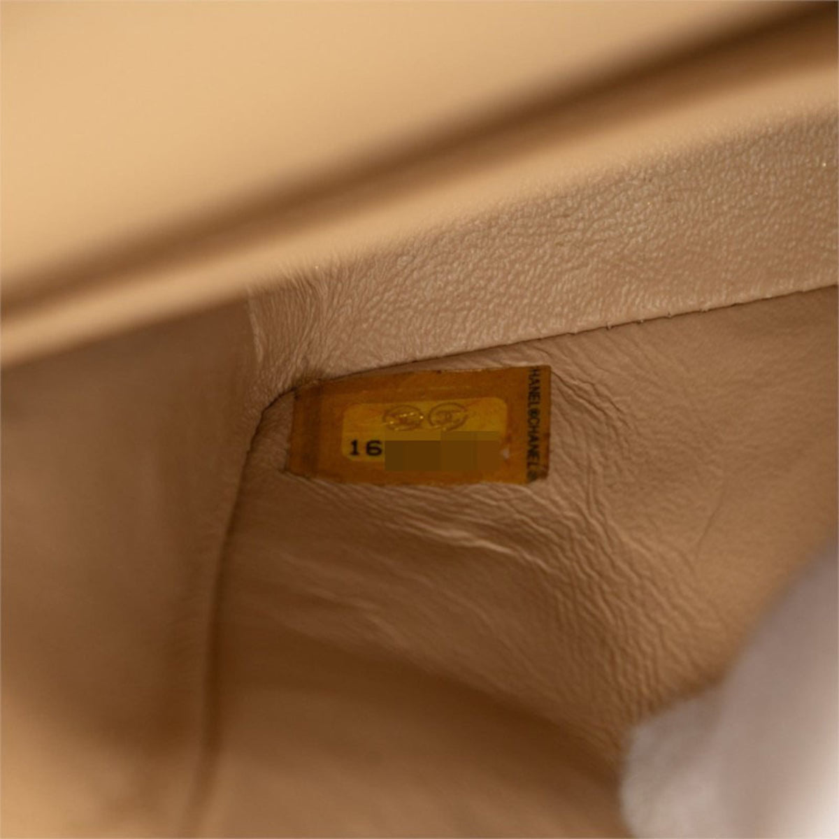 Chanel Beige Grained Calfskin Shoulder Bag (Pre-Owned)