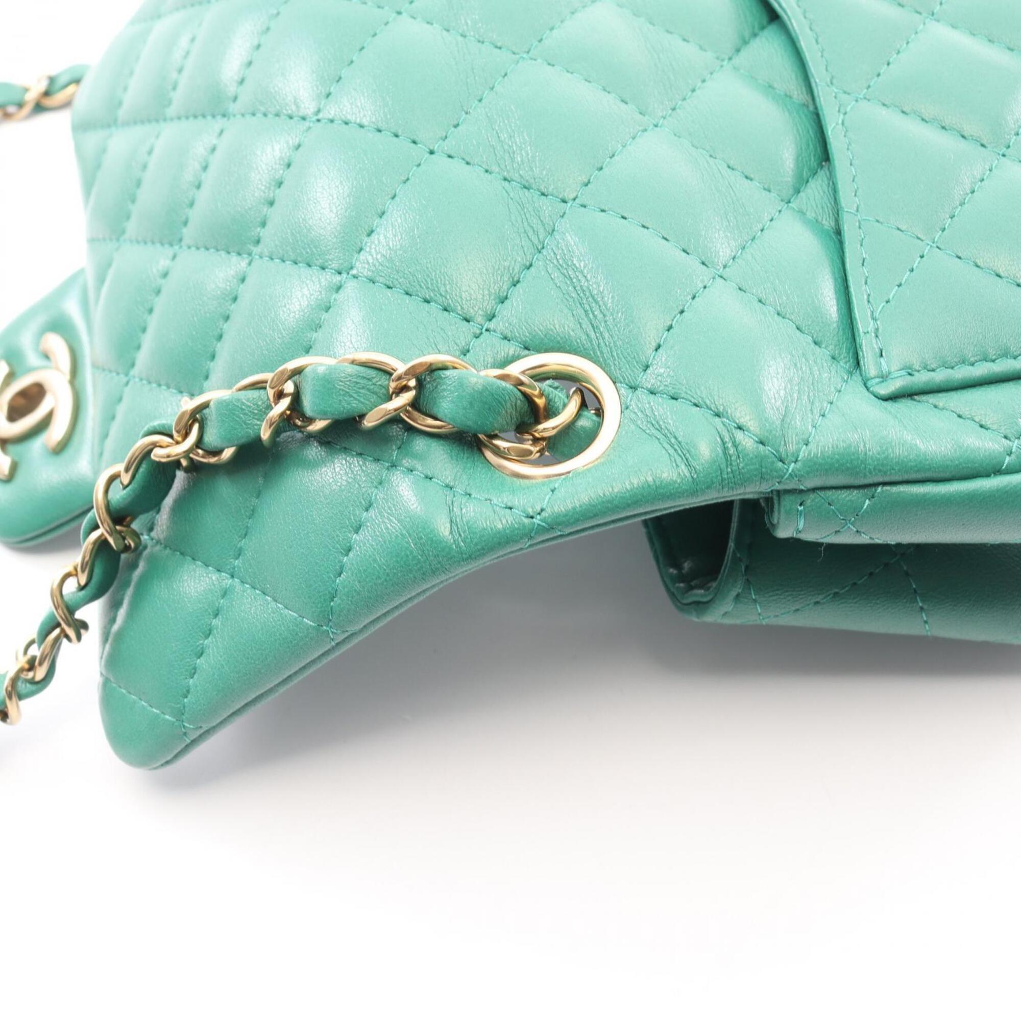 Chanel Green Leather Handbag Shoulder Bag (Pre-Owned)