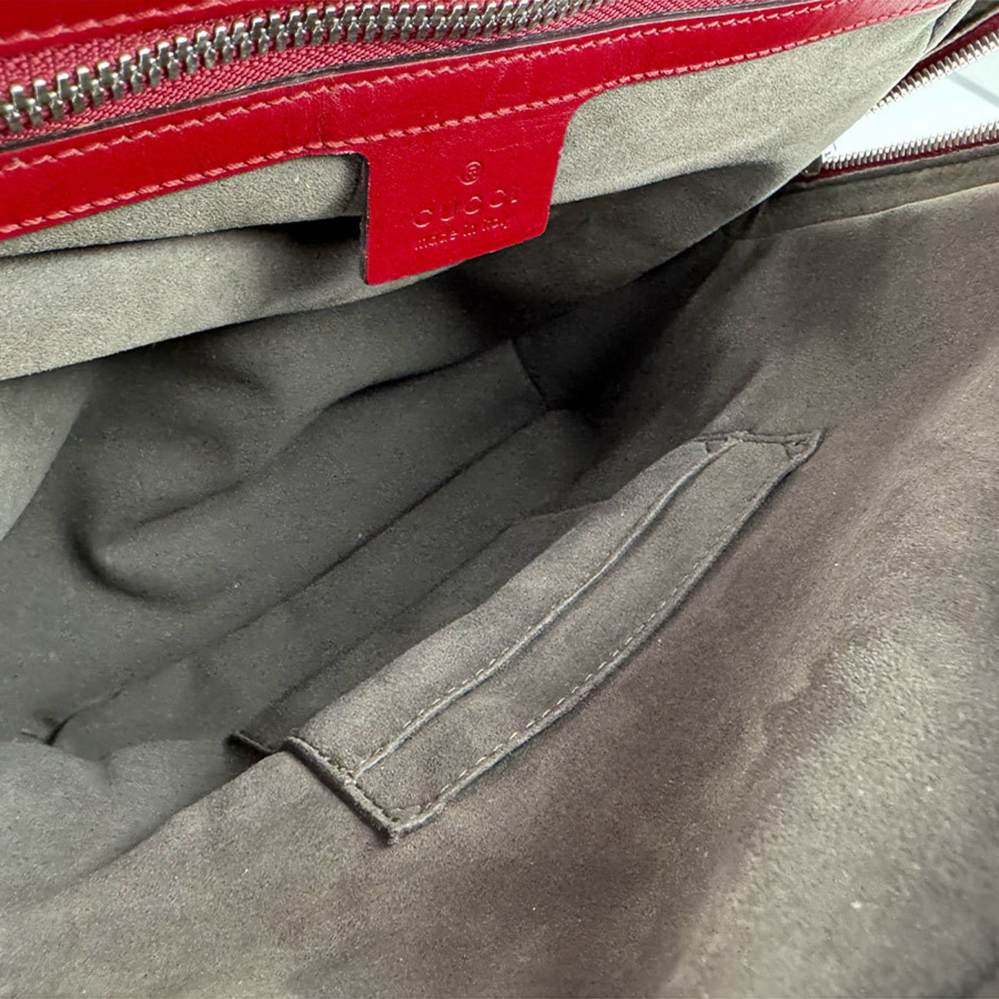 Gucci Red Color Leather Backpack (Pre-Owned)