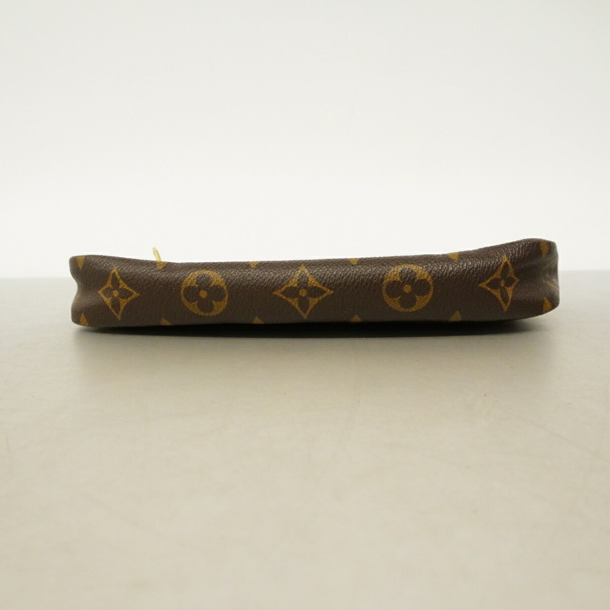 Louis Vuitton Brown Pouch (Pre-Owned)