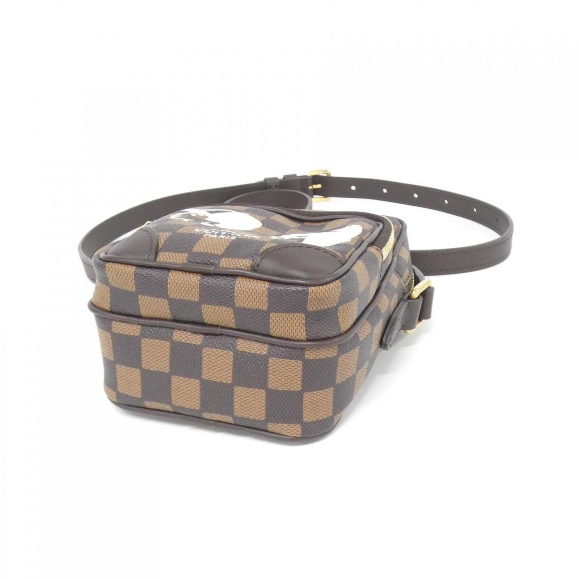Louis Vuitton Brown Coated Canvas Shoulder Bag (Pre-Owned)