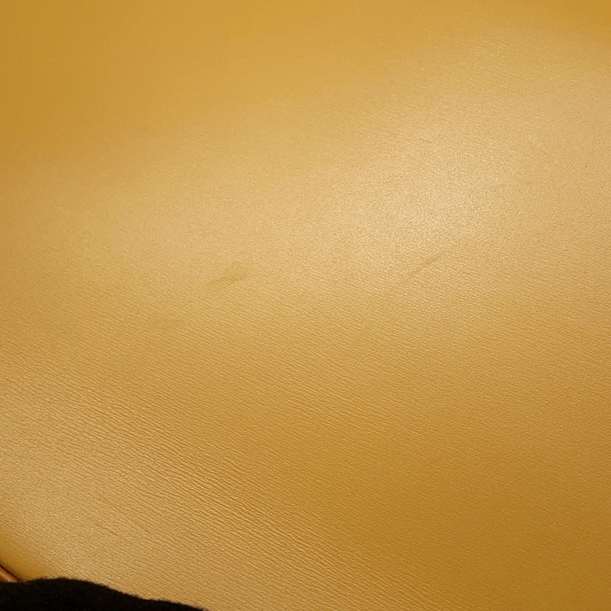 Yves Saint Laurent Yellow Leather Handbag (Pre-Owned)