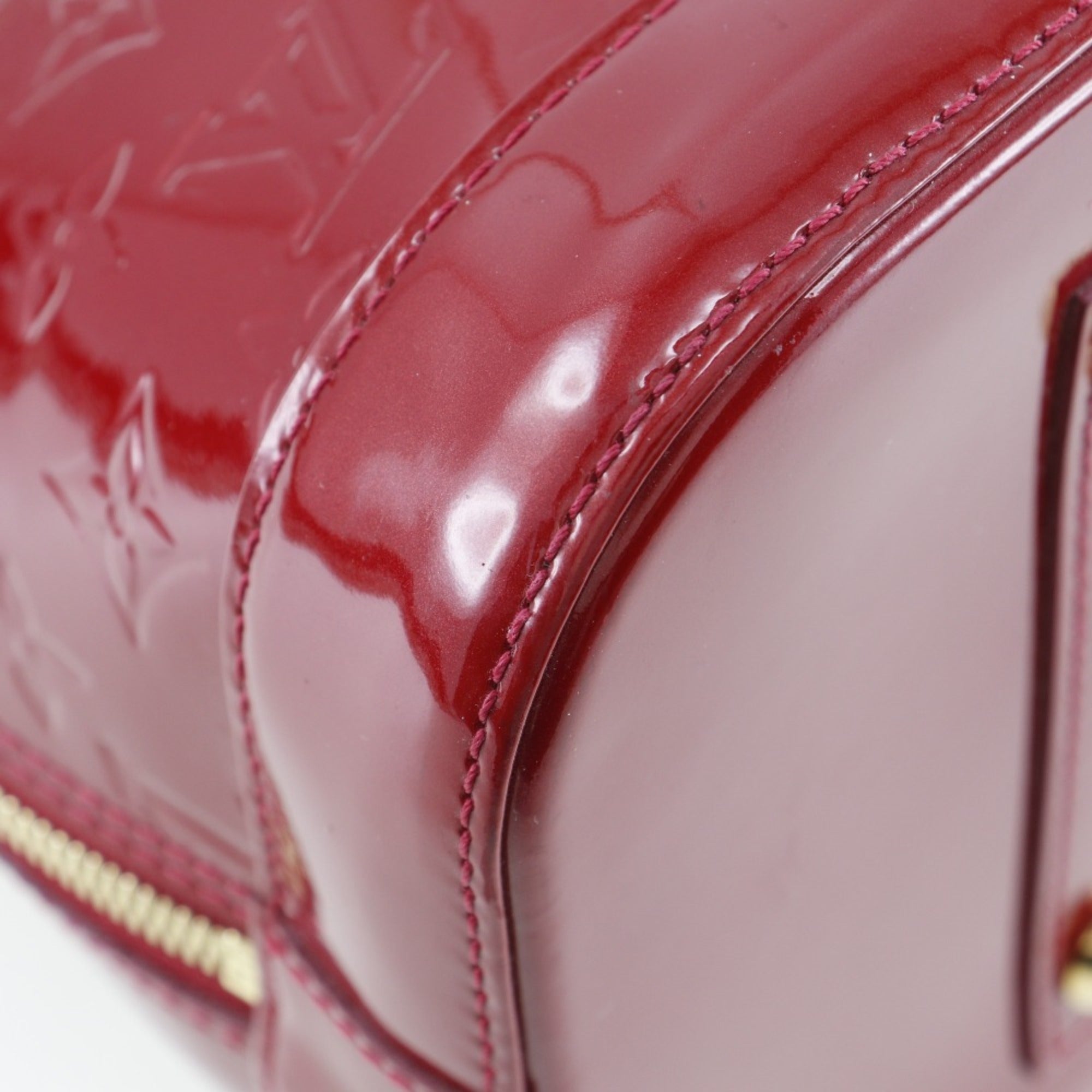 Louis Vuitton Pomme D'amour Red Color Monogram Vernis Handbag (Pre-Owned)