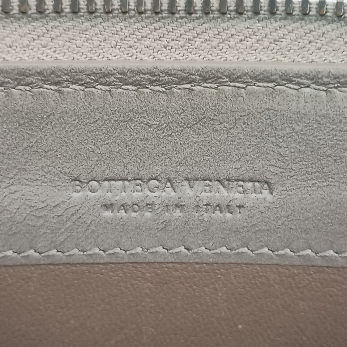 Bottega Veneta Gray Leather Long Wallet (Bi-Fold) (Pre-Owned)