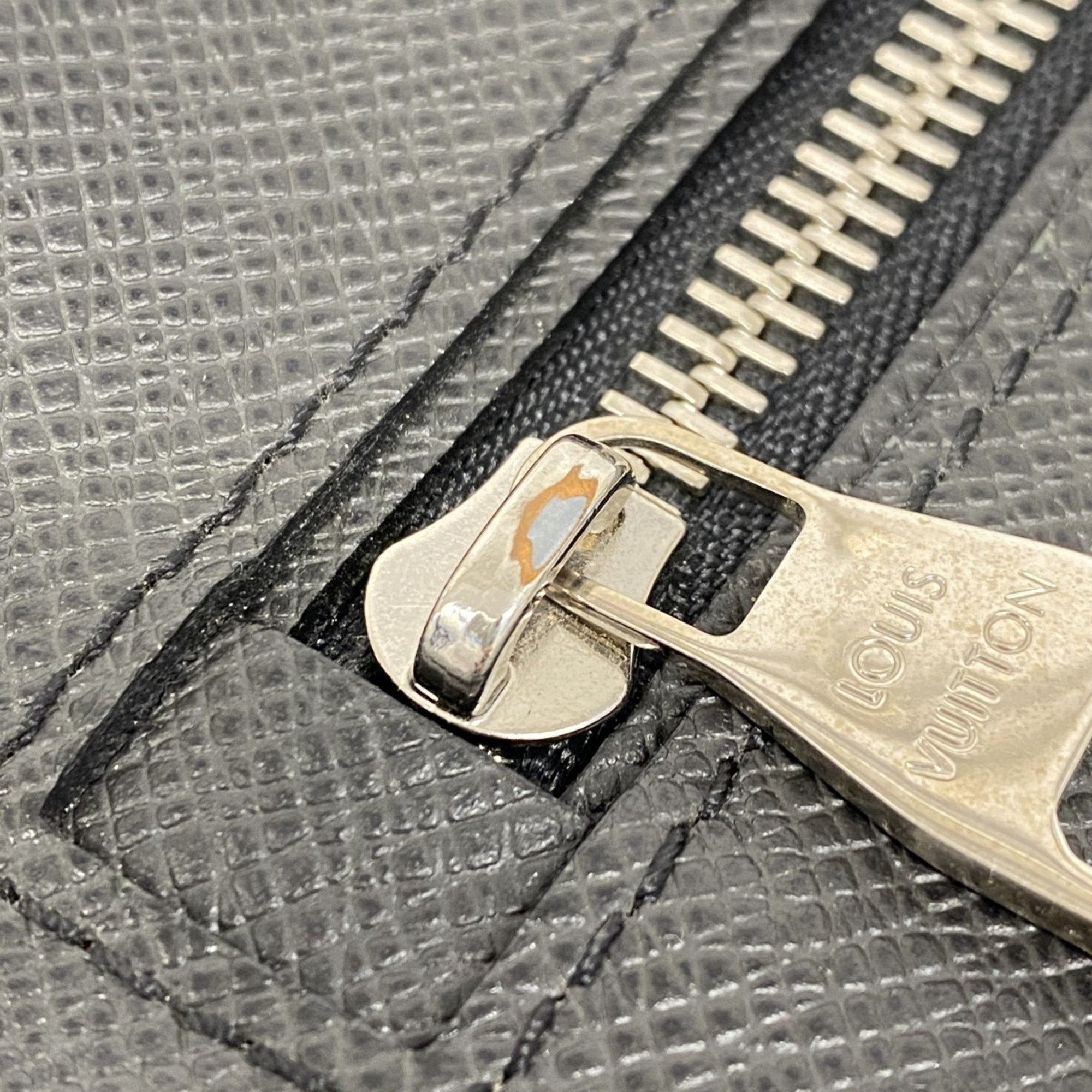 Louis Vuitton Ardoise Clutch Bag (Pre-Owned)