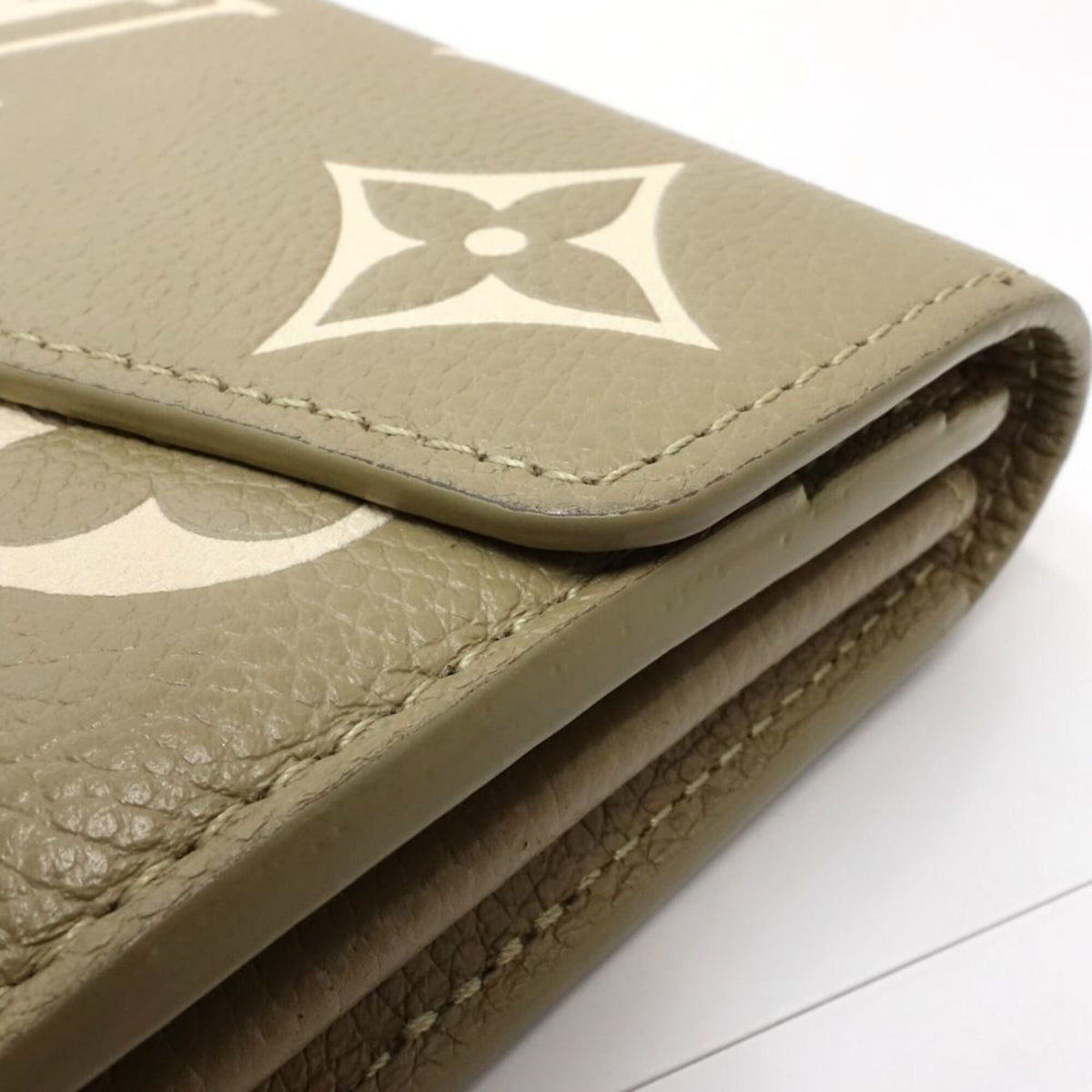 Louis Vuitton Monogram Empreinte Beige Monogram Empreinte Long Wallet (Bi-Fold) (Pre-Owned)