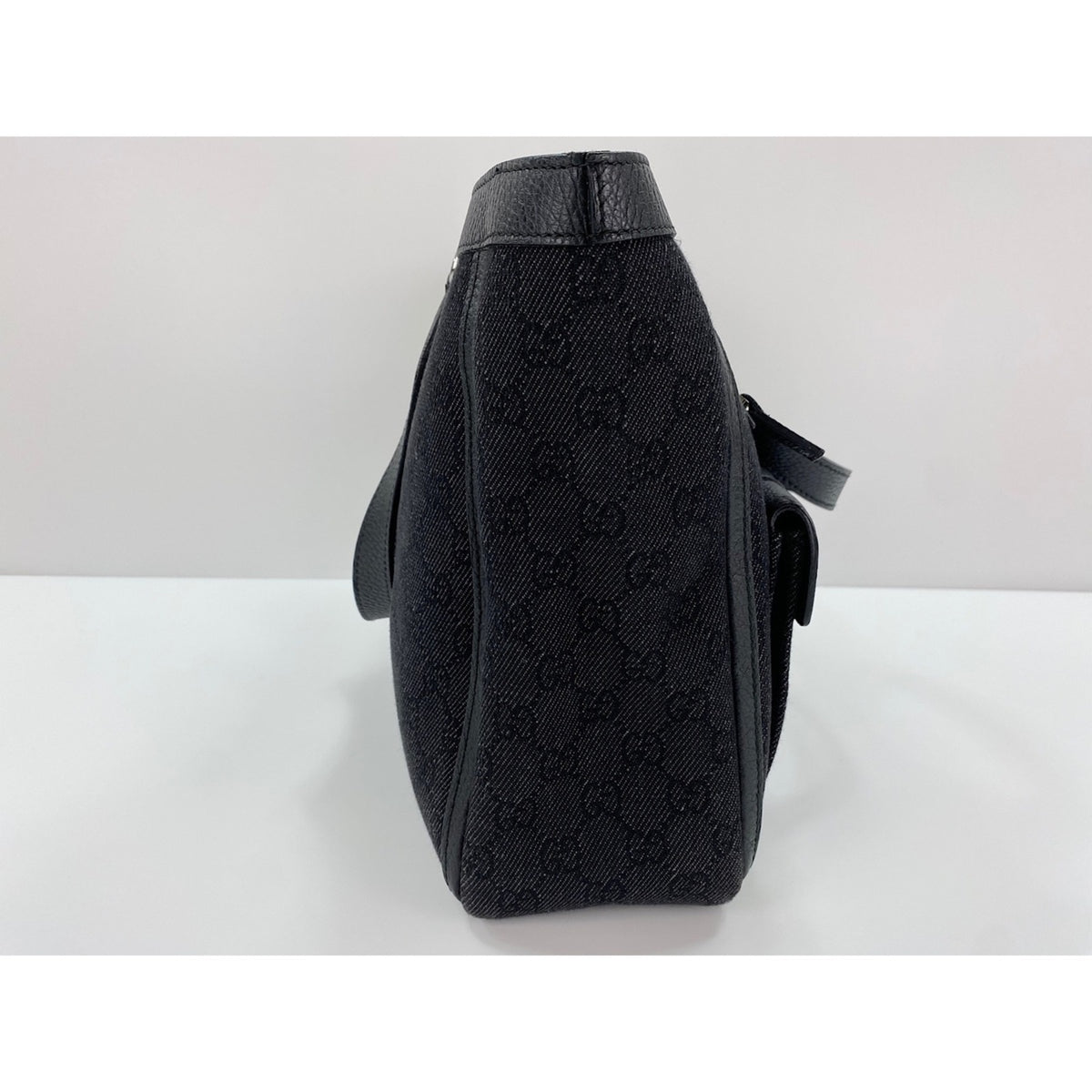 Gucci Abbey Black Tote Bag (Pre-Owned)