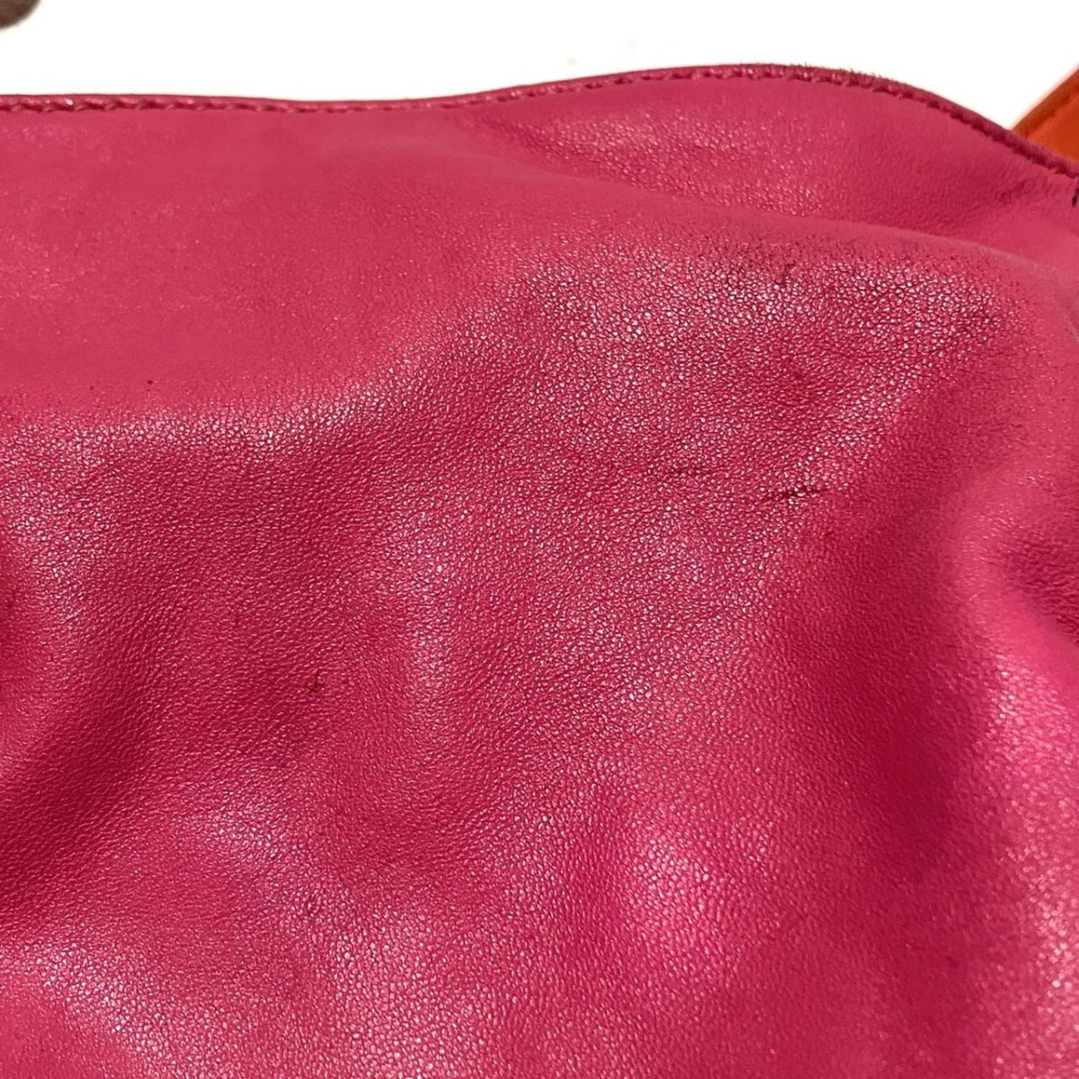 Loewe Pink Leather Shoulder Bag (Pre-Owned)