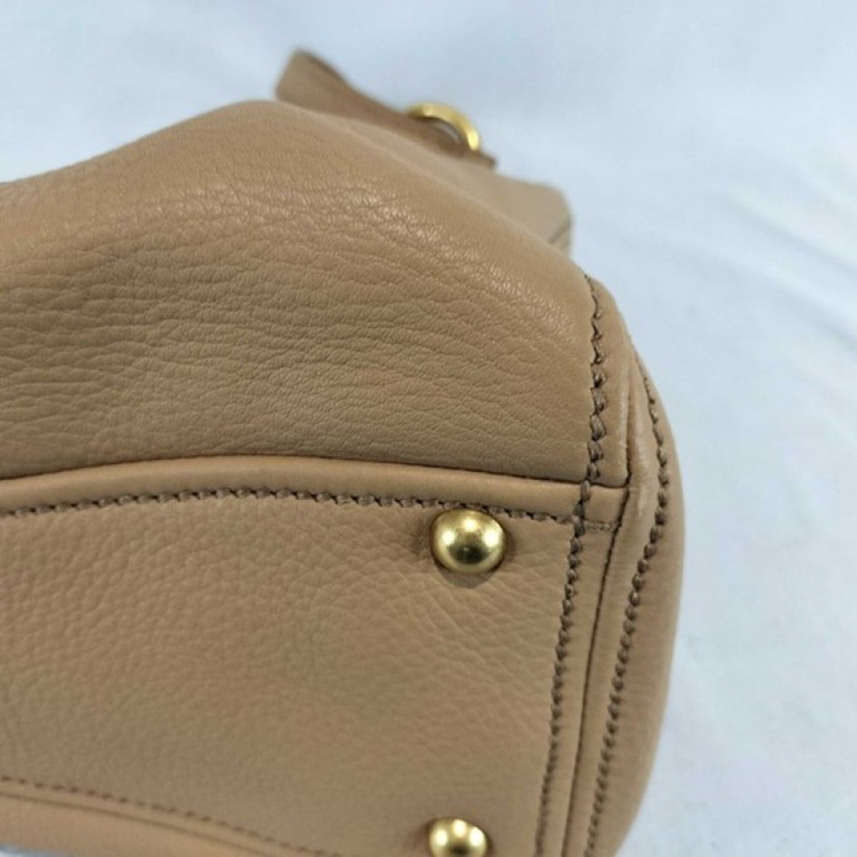 Miu Miu Beige Leather Handbag (Pre-Owned)