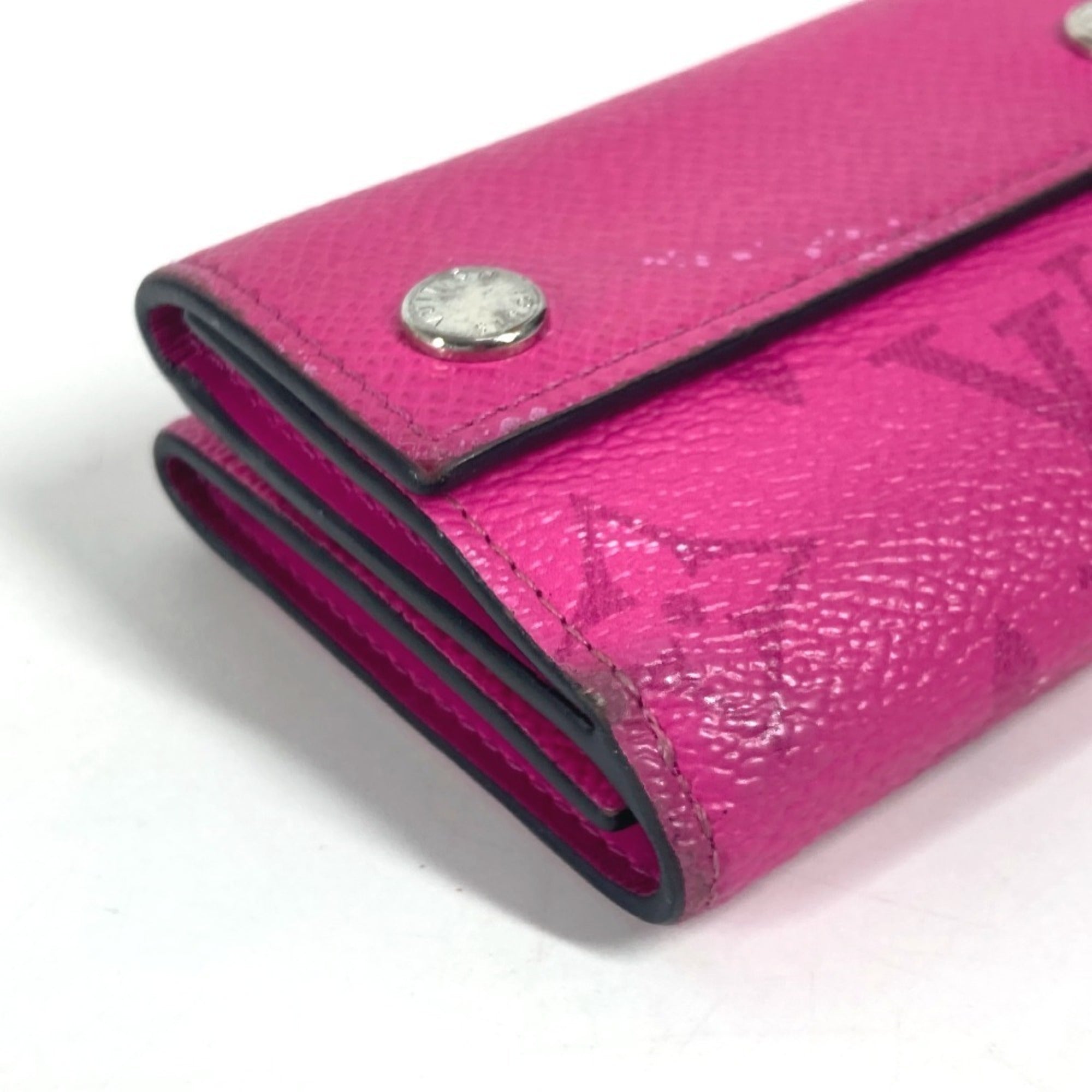 Louis Vuitton Pink Taiga Leather Wallet (Tri-Fold) (Pre-Owned)