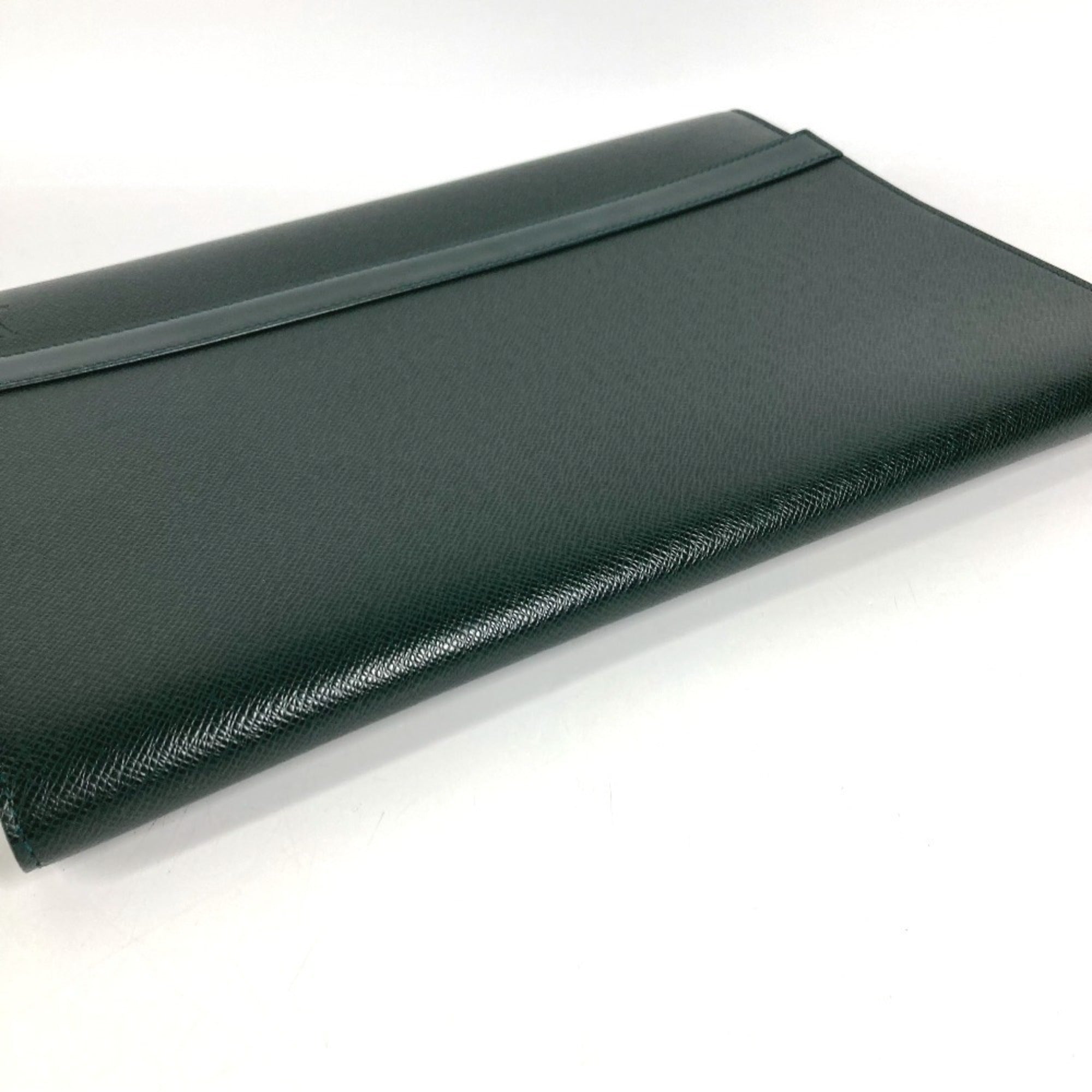Louis Vuitton Episea Green Taiga Leather Leather Clutch Bag Handbag Pouch (Pre-Owned)