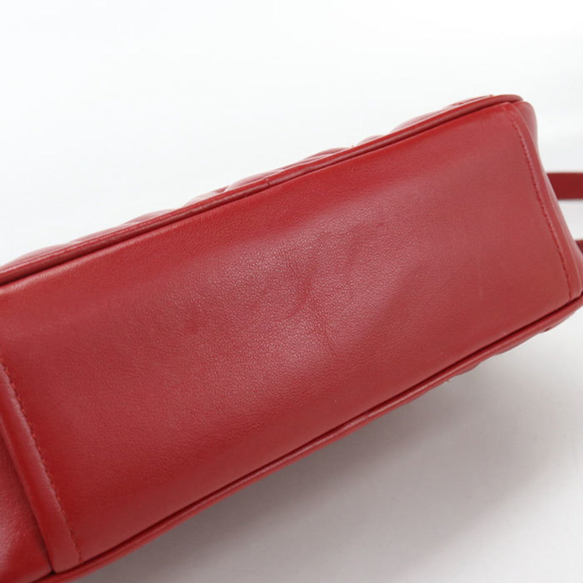 Miu Miu Red Color Leather Shoulder Bag (Pre-Owned)