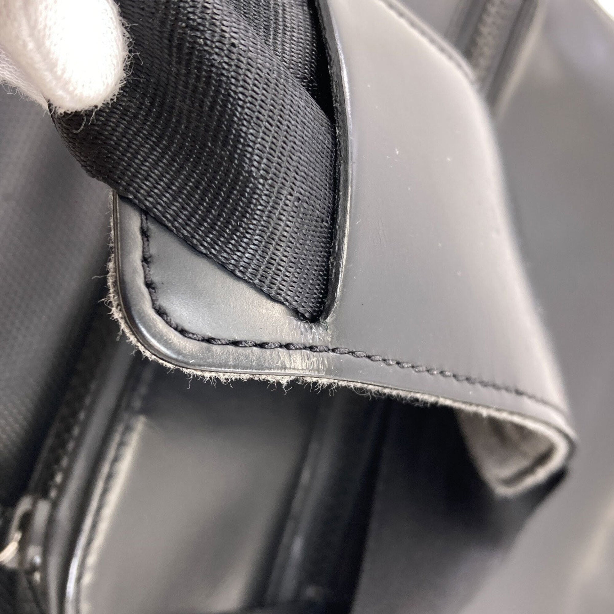 Dunhill Black Pvc Shoulder Bag (Pre-Owned)