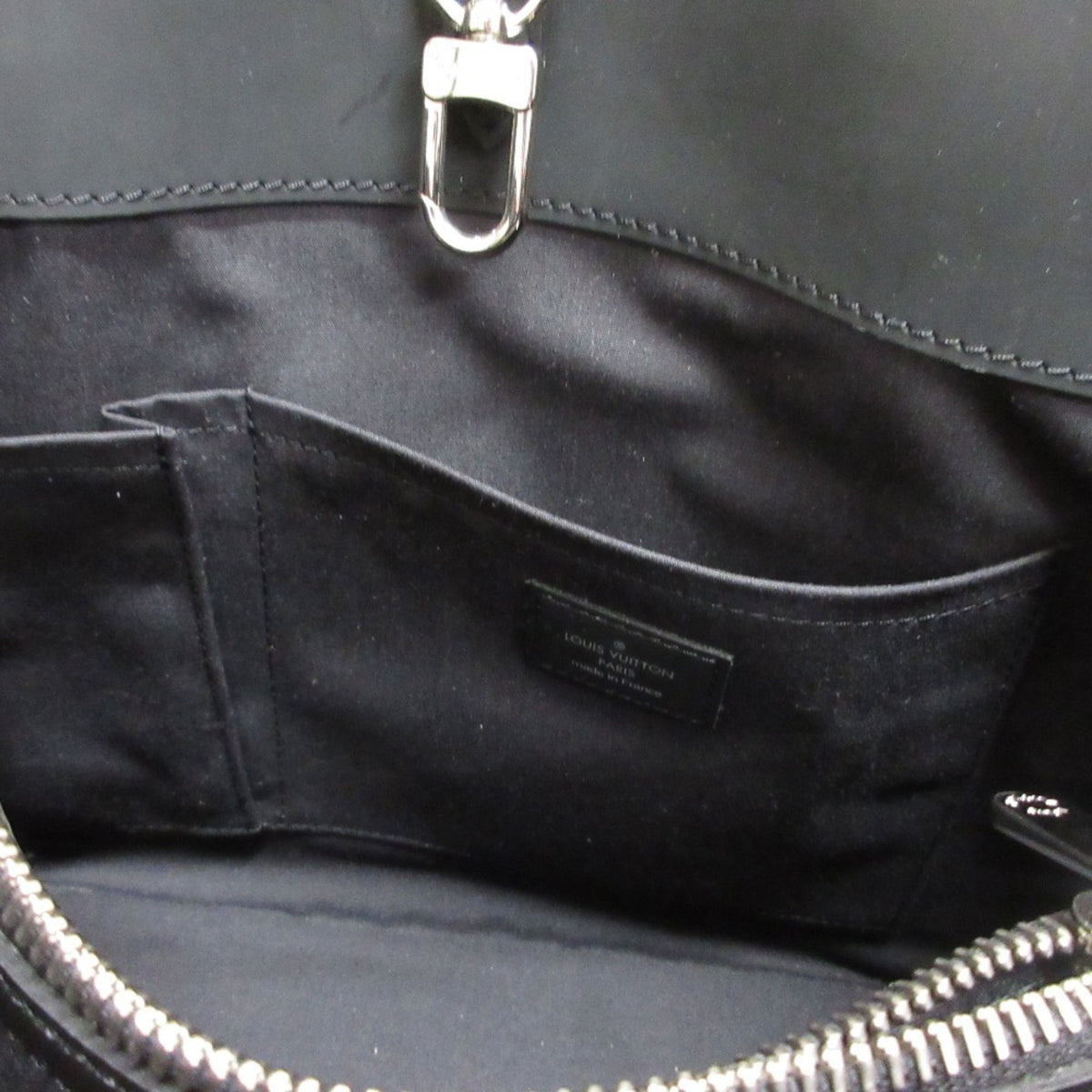 Louis Vuitton Black Noir Epi Leather Handbag (Pre-Owned)