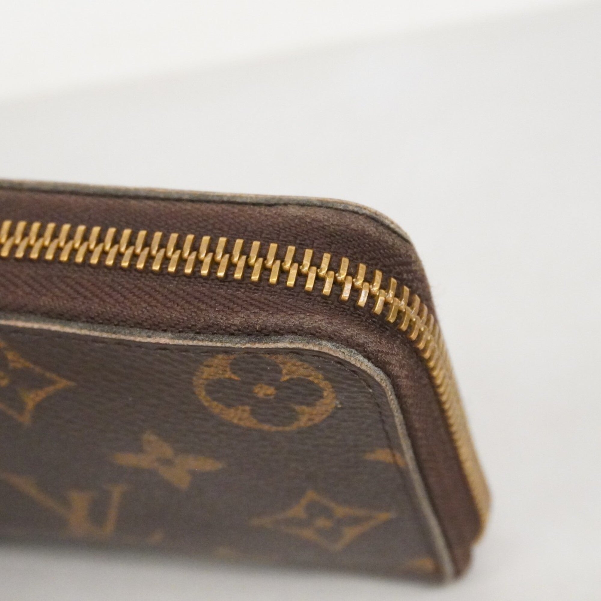 Louis Vuitton Rose Ballerine Long Wallet (Bi-Fold) (Pre-Owned)