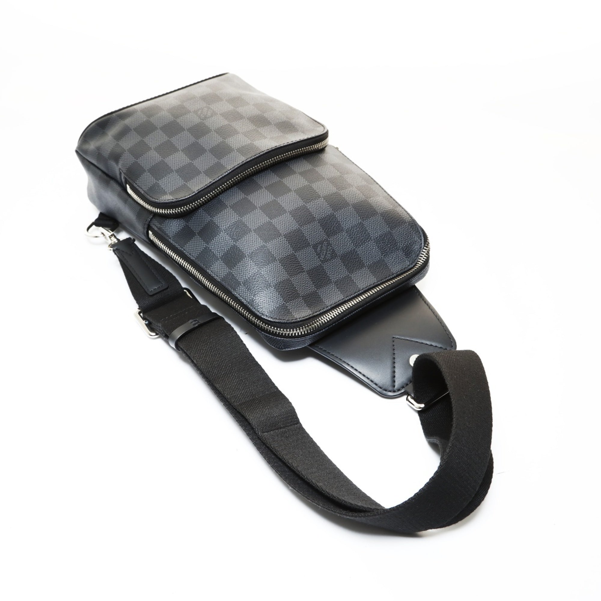 Louis Vuitton Damier Graphite Black Damier Graphite Shoulder Bag (Pre-Owned)