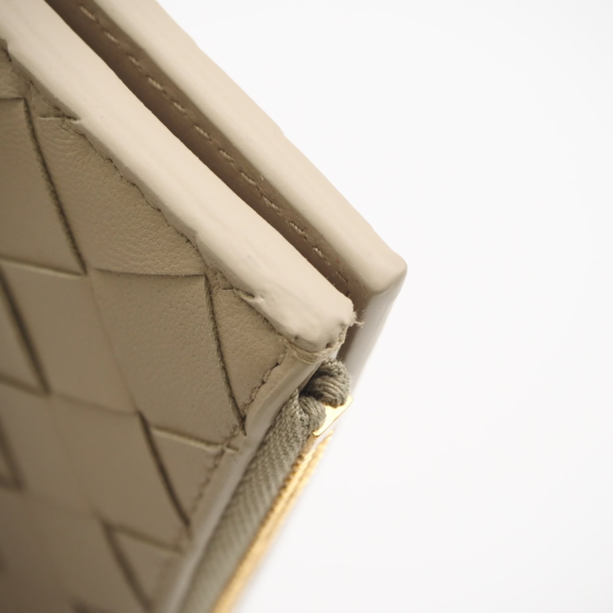 Bottega Veneta Intrecciato Beige Leather Wallet (Bi-Fold) (Pre-Owned)