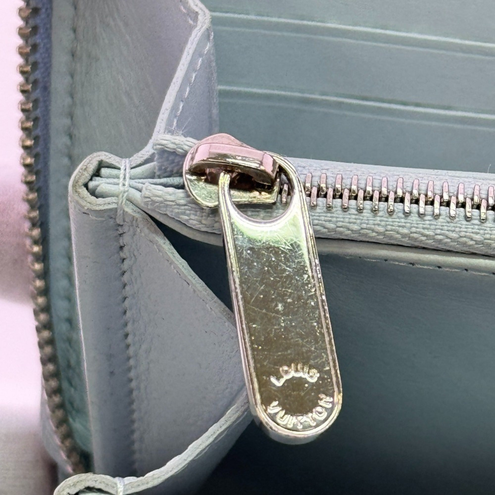 Louis Vuitton Mahina Blue Mahina Leather Long Wallet (Bi-Fold) (Pre-Owned)