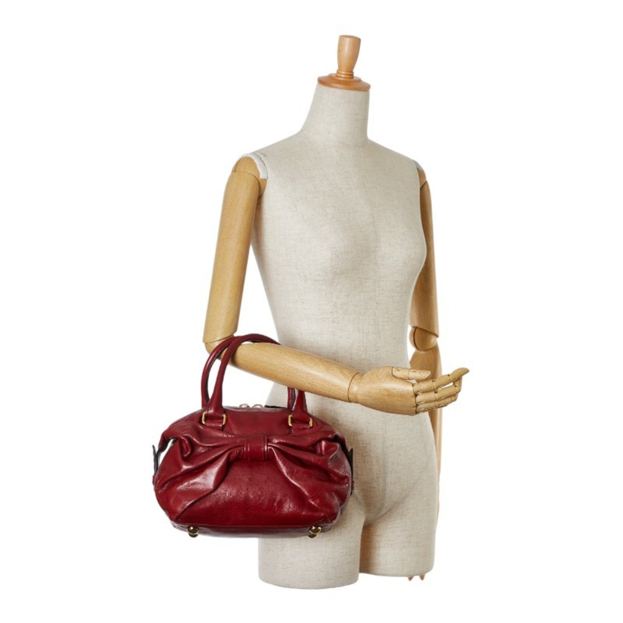 Valentino Red Color Leather Handbag (Pre-Owned)