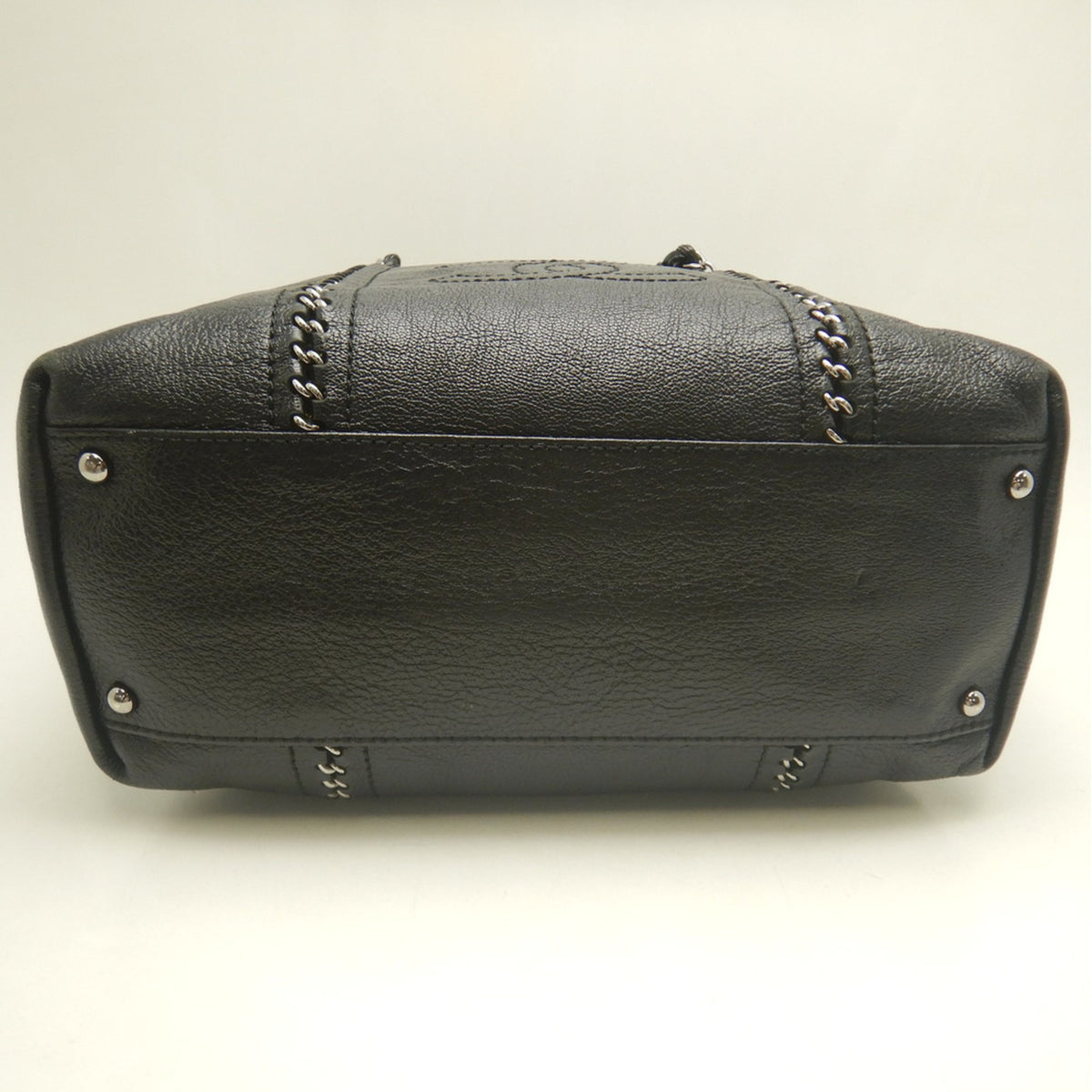 Chanel Black Leather Tote Bag (Pre-Owned)