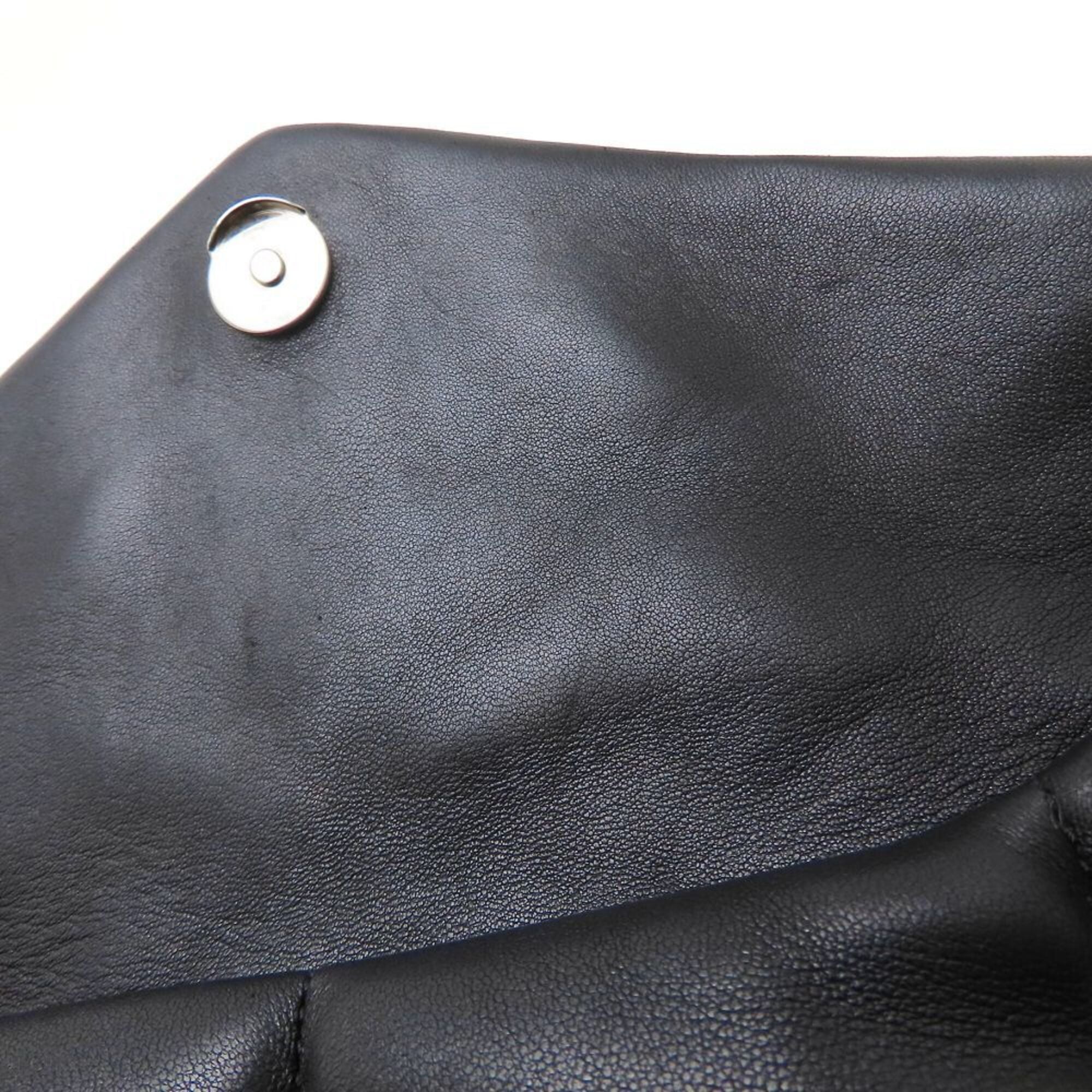 Yves Saint Laurent Black Shoulder Bag (Pre-Owned)