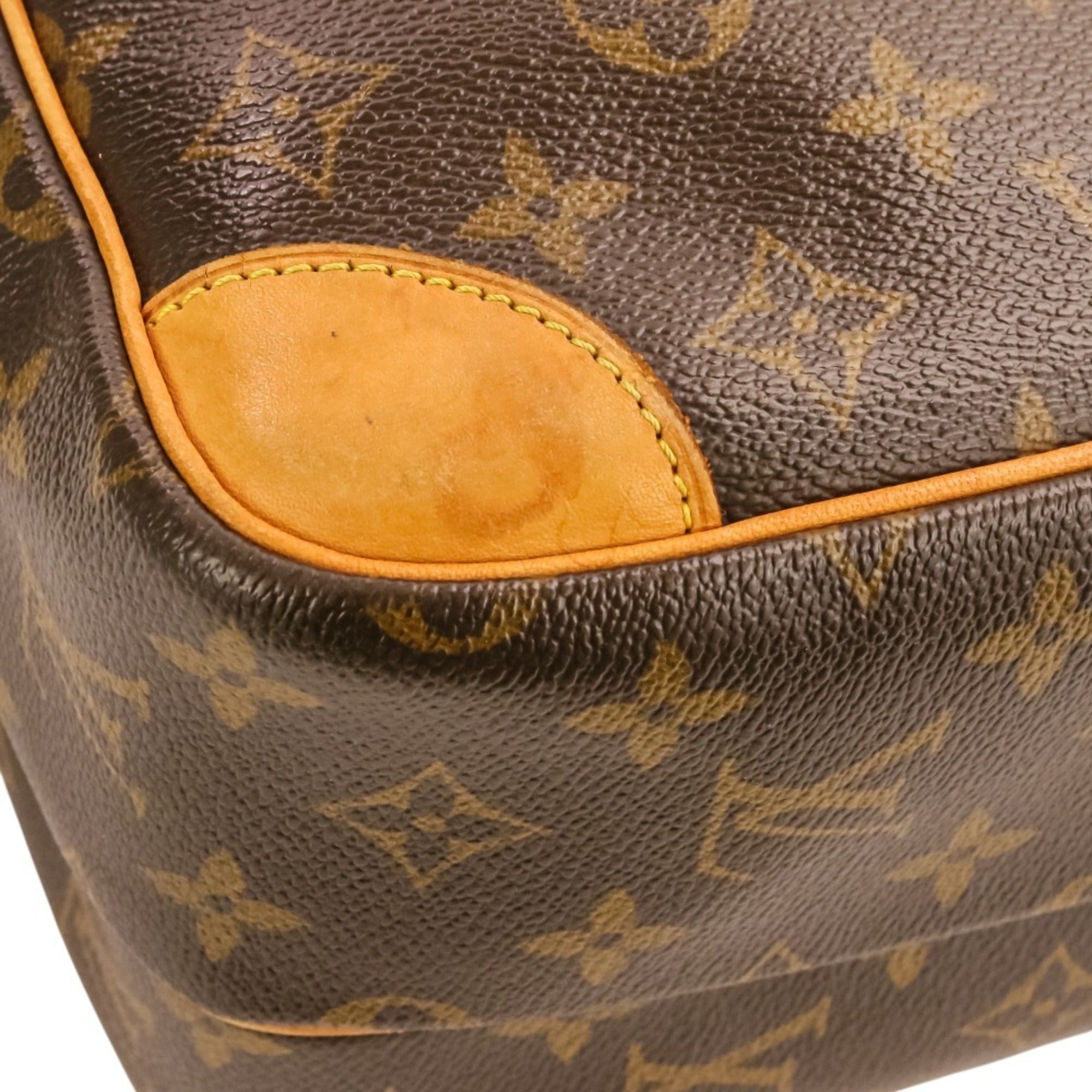 Louis Vuitton Brown Monogram Canvas Shoulder Bag (Pre-Owned)