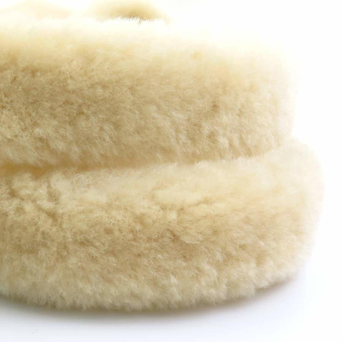 Bottega Veneta Cream Fur Suede Shoulder Bag (Pre-Owned)