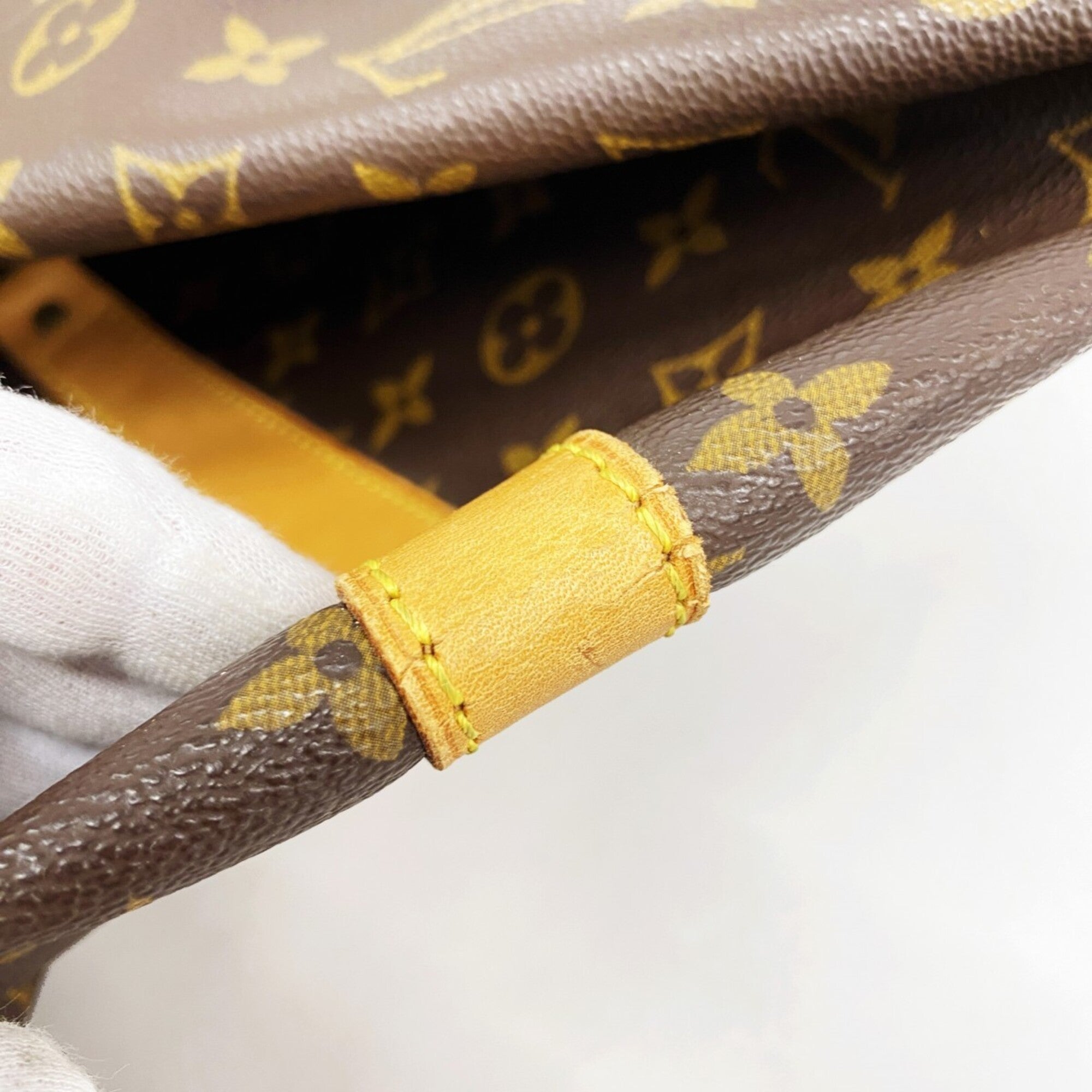 Louis Vuitton Brown Boston Bag (Pre-Owned)