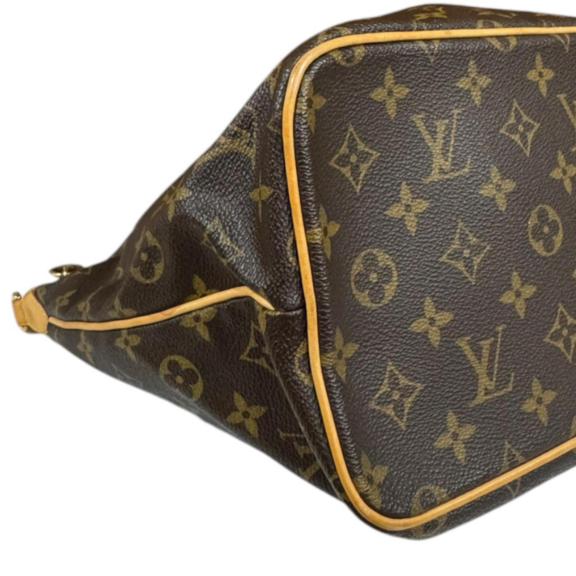 Louis Vuitton Brown Monogram Canvas Shoulder Bag (Pre-Owned)