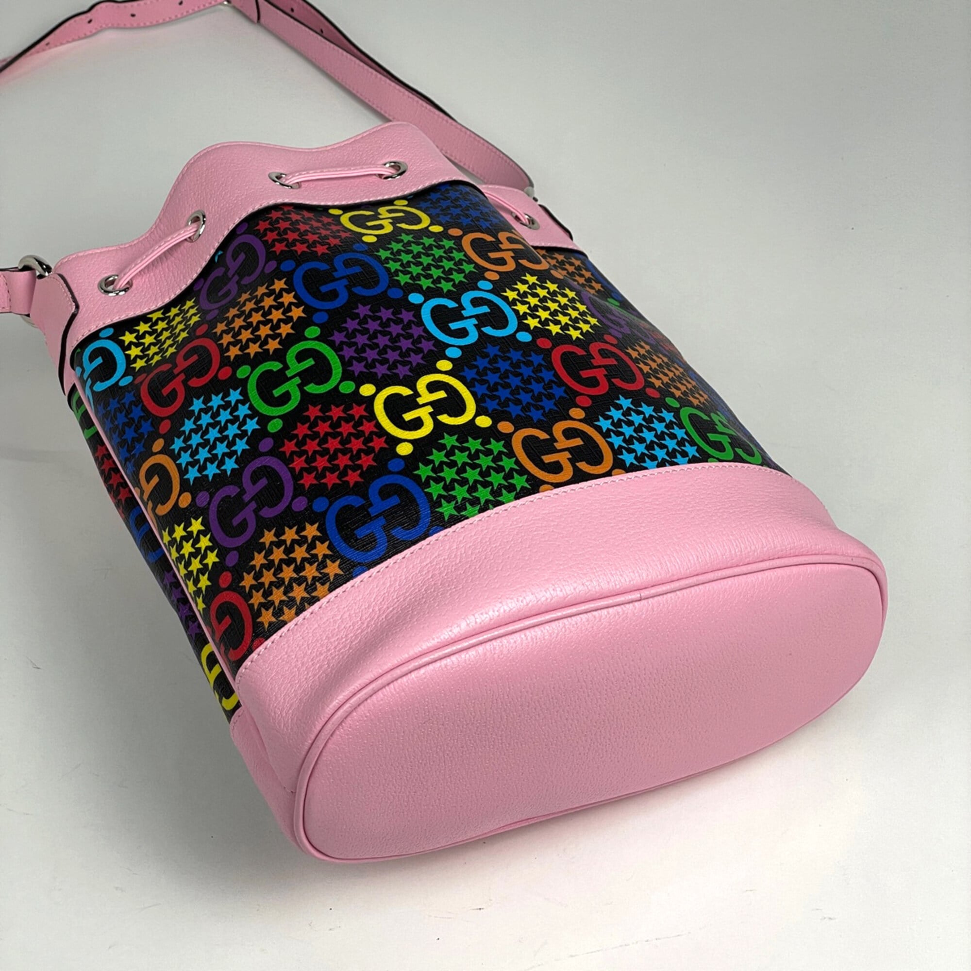Gucci Black Multi-Color Pink Coated Canvas Shoulder Bag (Pre-Owned)