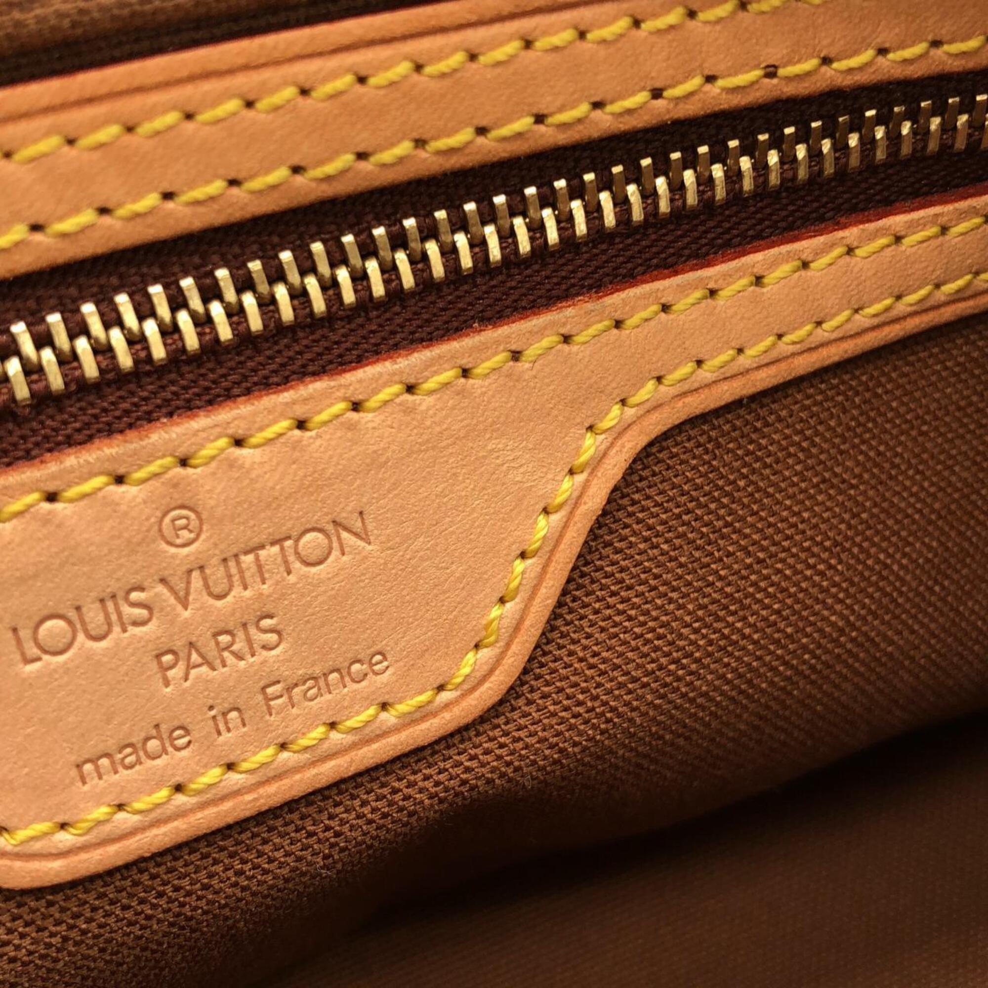 Louis Vuitton Marron Coated Canvas Shoulder Bag (Pre-Owned)