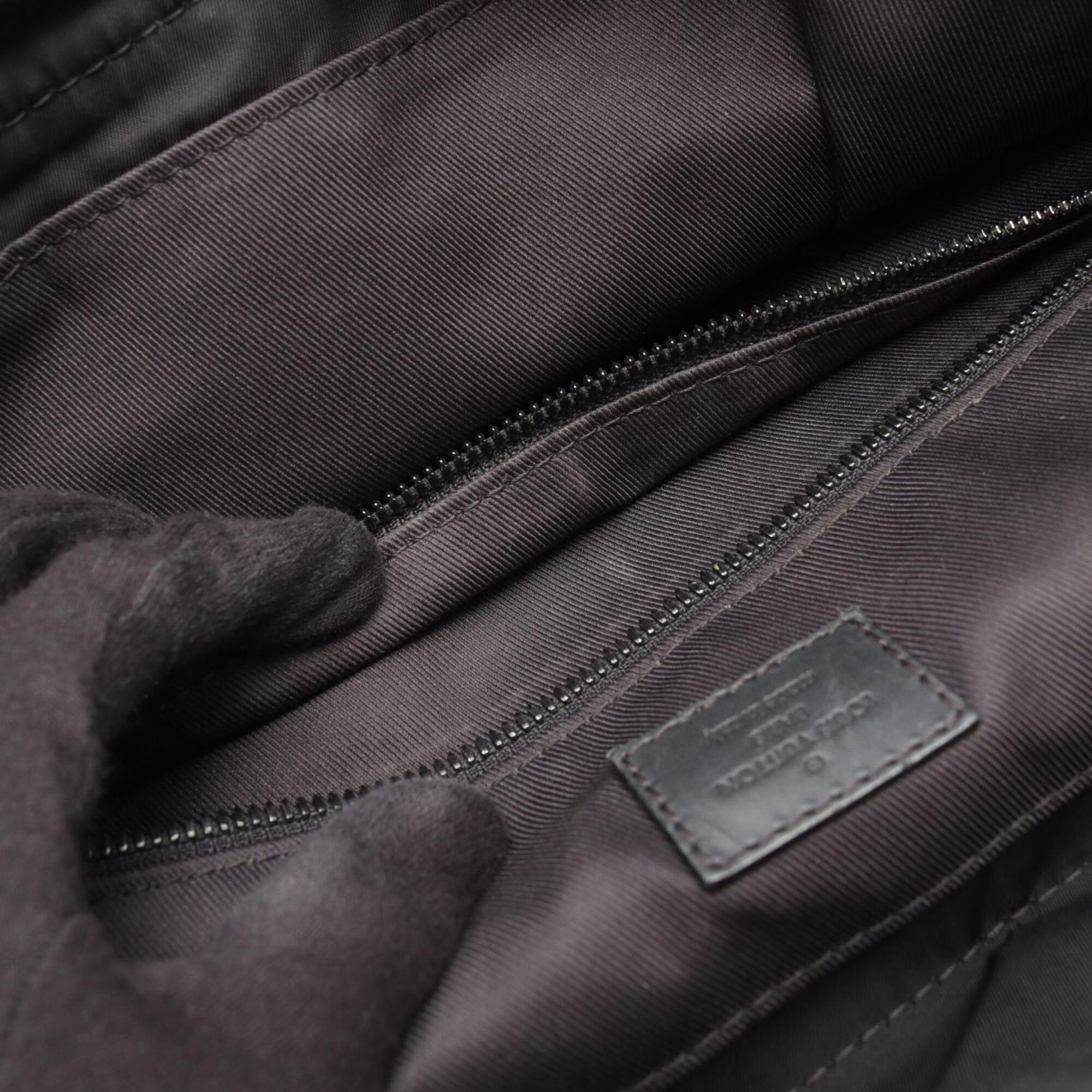 Louis Vuitton Black Monogram Shadow Leather Backpack (Pre-Owned)