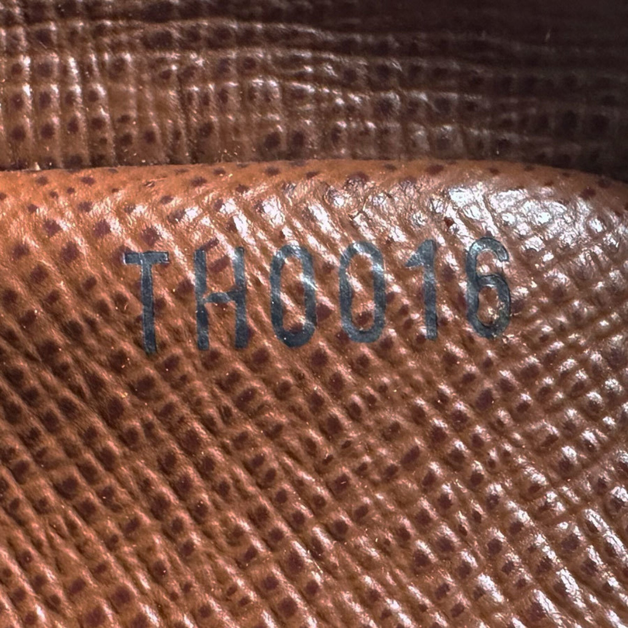 Louis Vuitton Brown Monogram Shoulder Bag (Pre-Owned)
