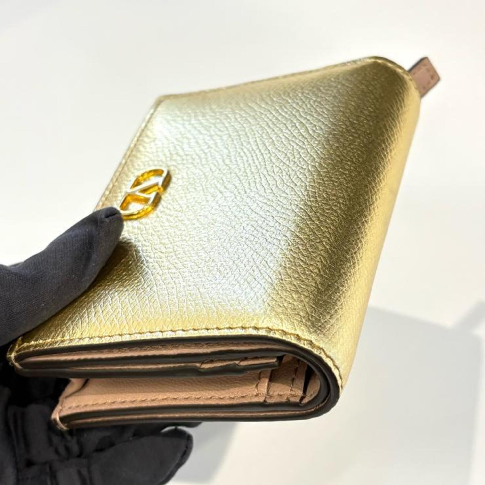Valentino Beige Leather Wallet (Bi-Fold) (Pre-Owned)