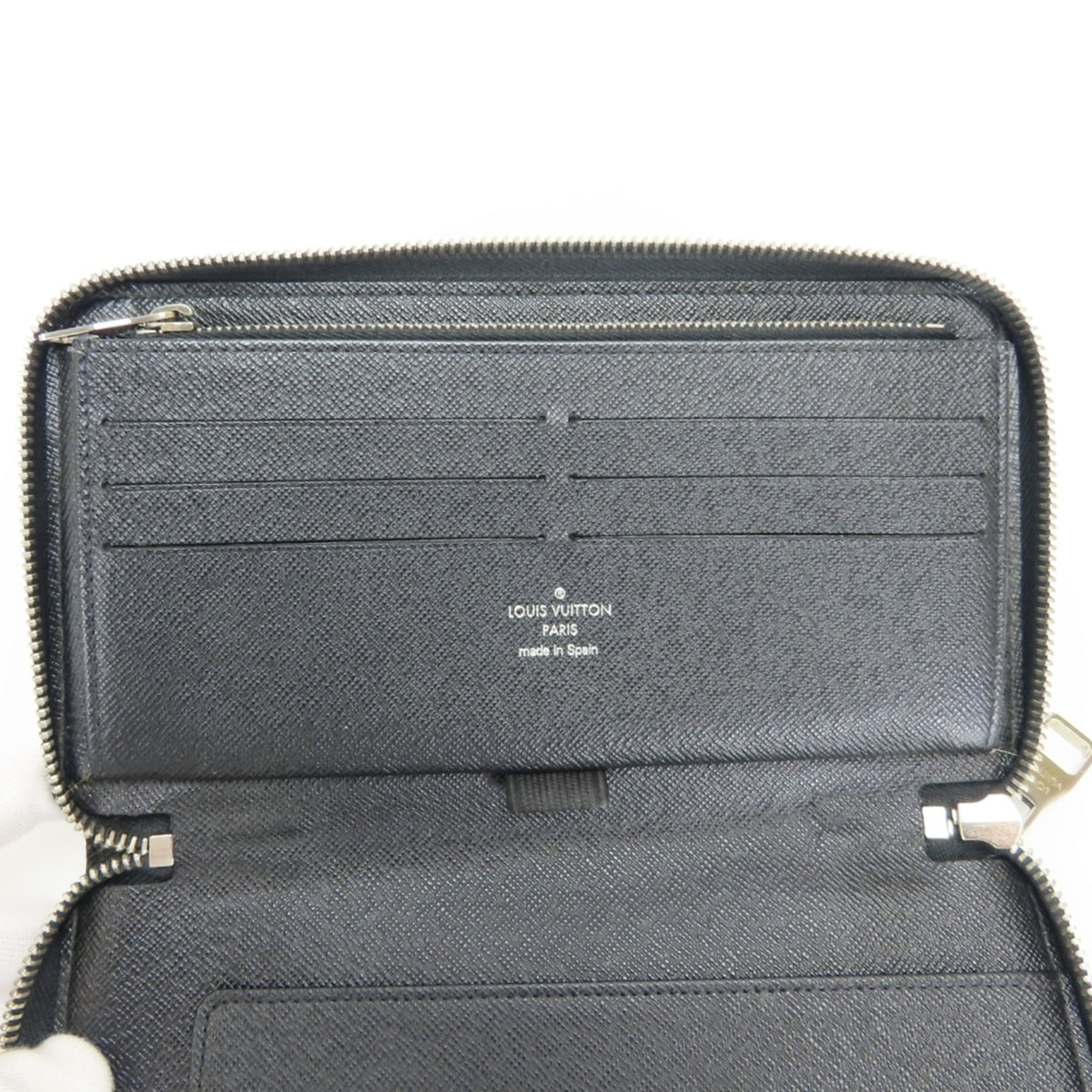 Louis Vuitton Black Gray Damier Graphite Leather Long Wallet (Bi-Fold) (Pre-Owned)