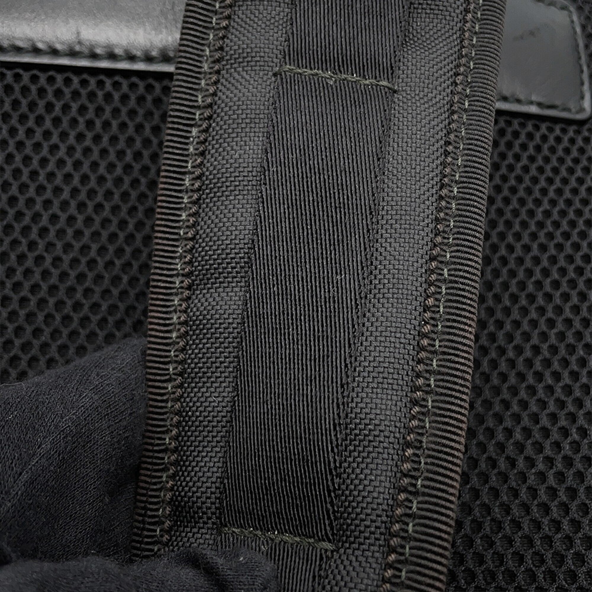 Gucci Black Multi-Color Nylon Canvas Backpack Handbag (Pre-Owned)