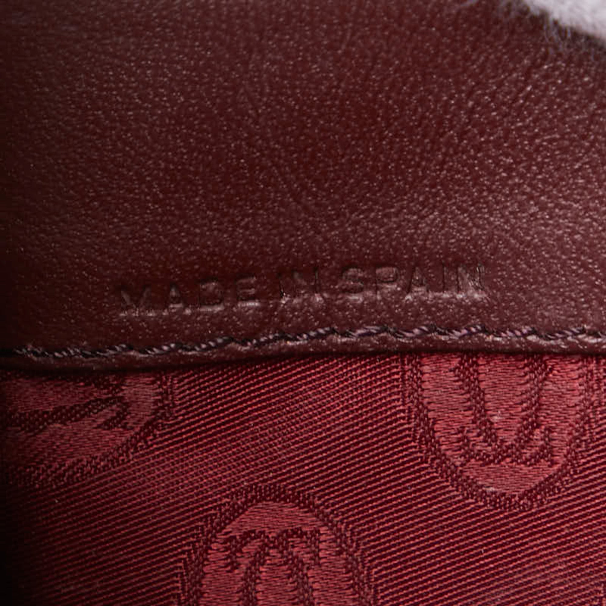Cartier Bordeaux Wine Red Leather Shoulder Bag (Pre-Owned)