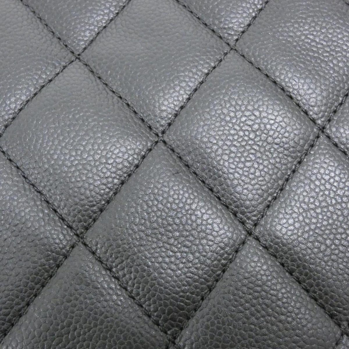 Chanel Black Grained Calfskin Shoulder Bag (Pre-Owned)