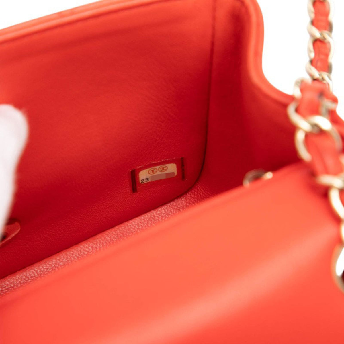 Chanel Matelasse Red Color Leather Shoulder Bag (Pre-Owned)