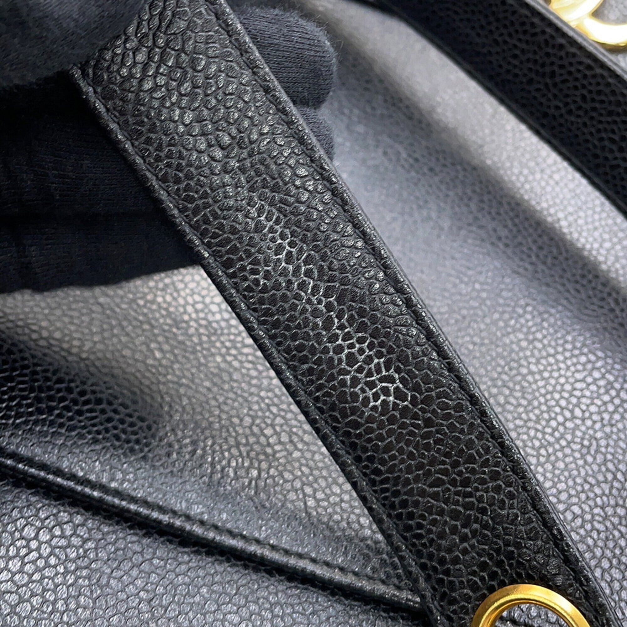 Chanel Black Grained Calfskin Tote Bag (Pre-Owned)