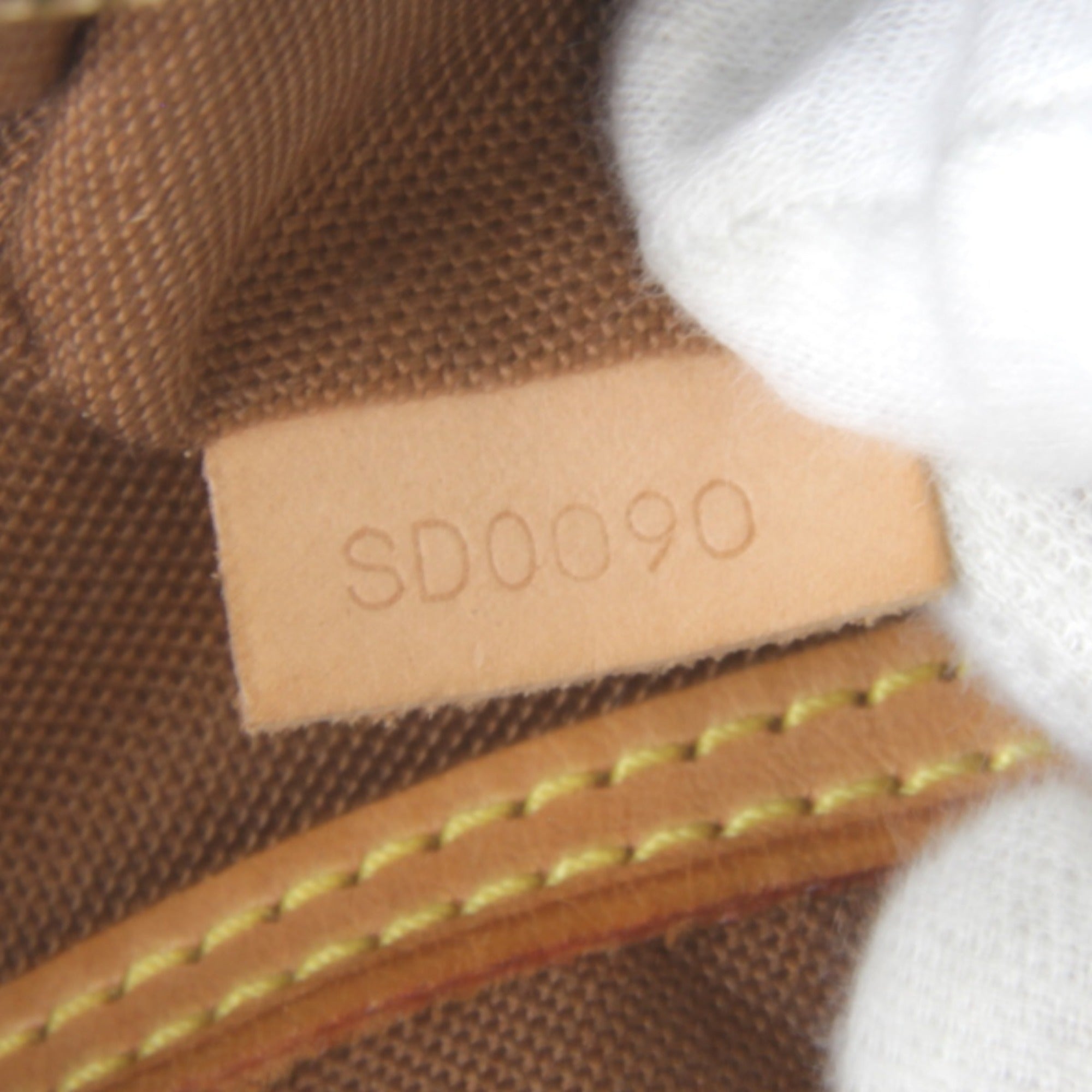 Louis Vuitton Monogram Monogram Handbag (Pre-Owned)