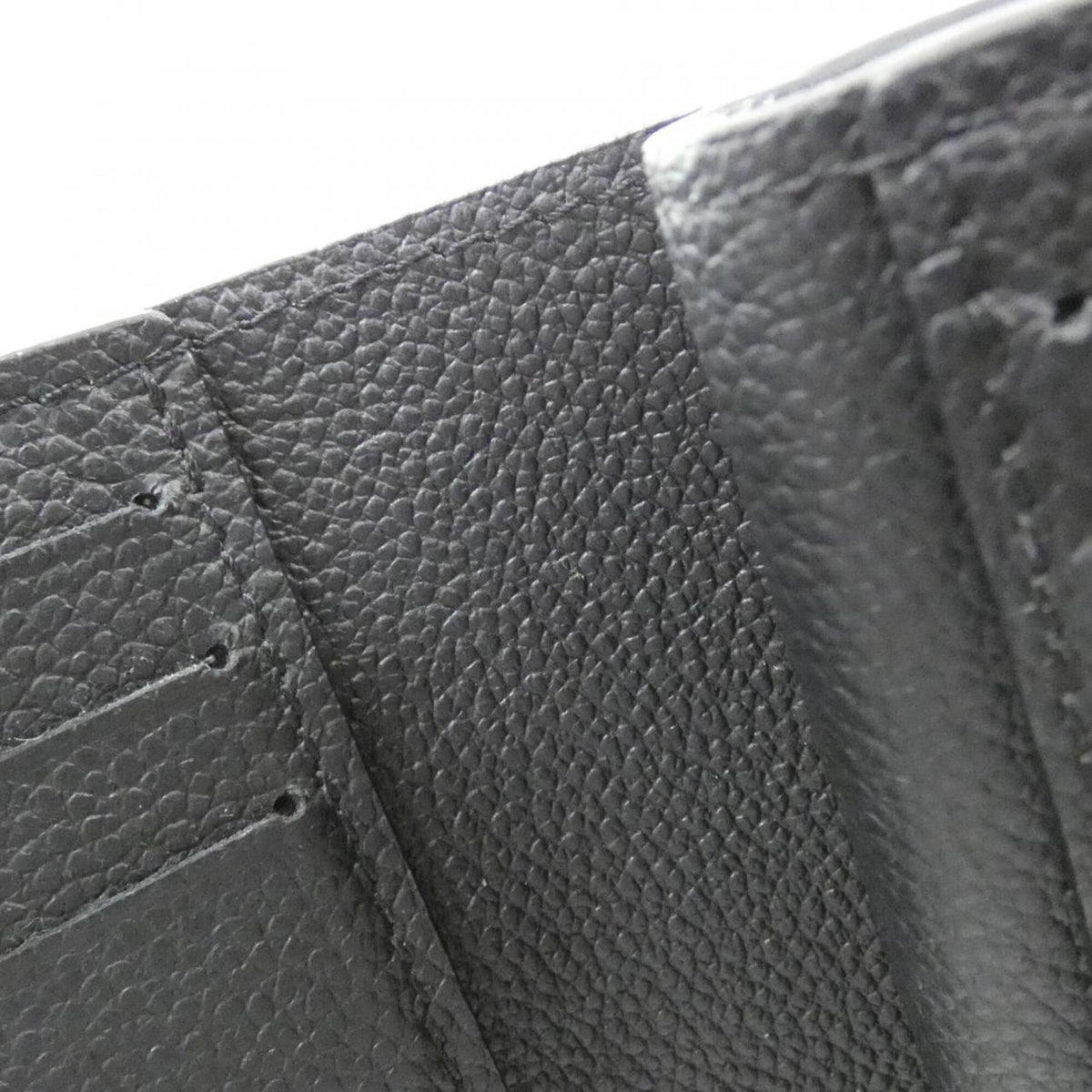 Louis Vuitton Black Leather Wallet (Tri-Fold) (Pre-Owned)