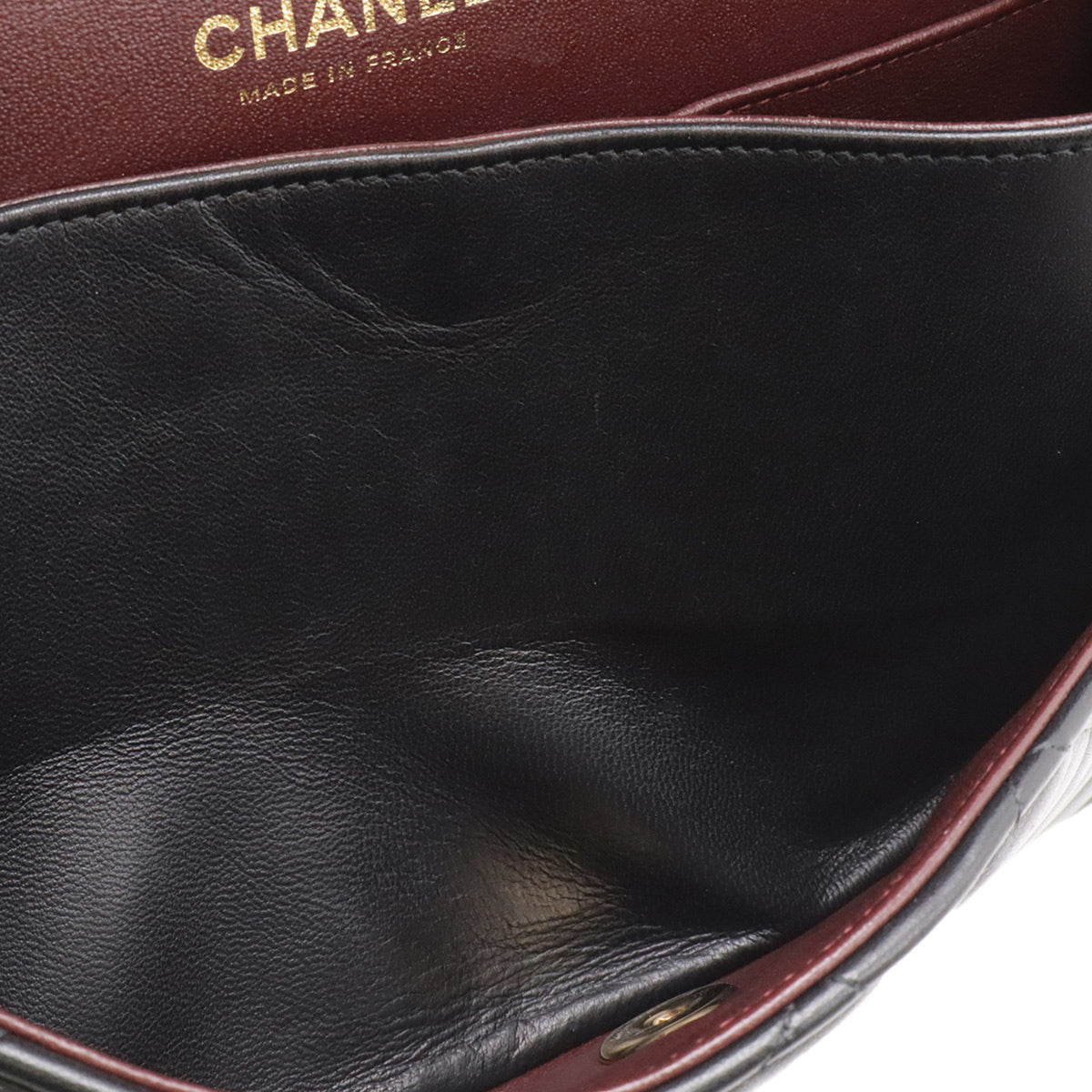Chanel Black Shoulder Bag (Pre-Owned)