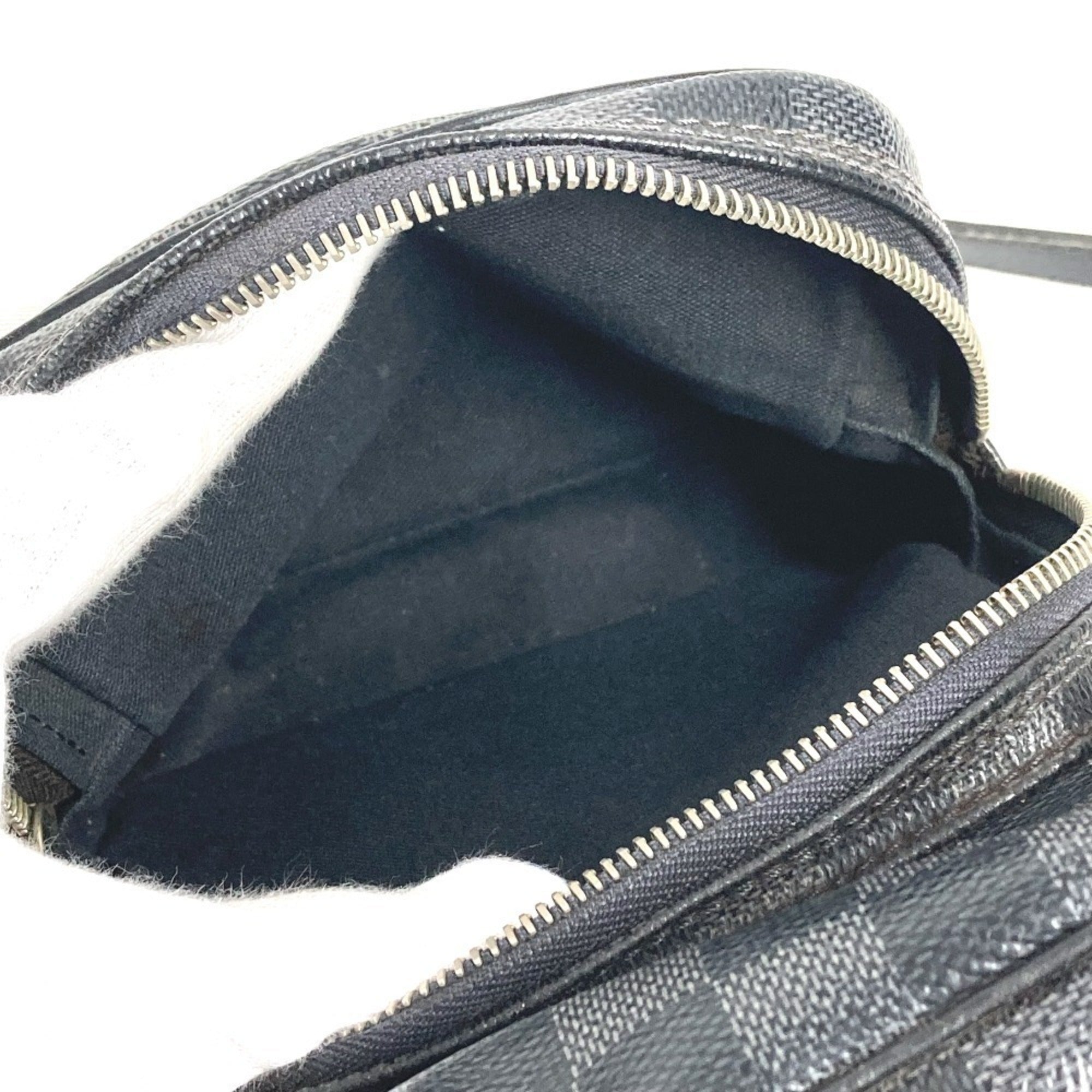 Louis Vuitton Black Damier Graphite Damier Graphite Pochette Shoulder Bag (Pre-Owned)