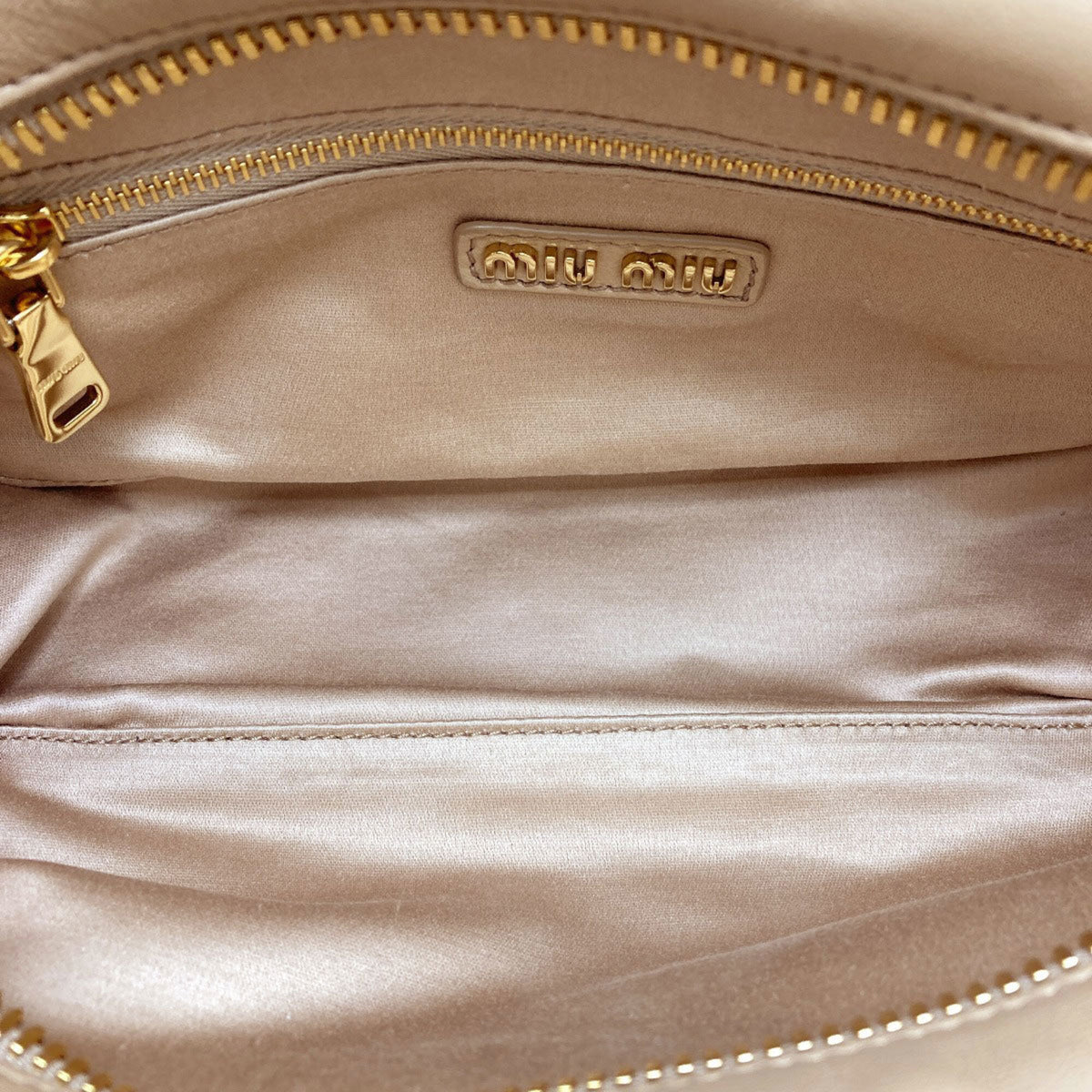 Miu Miu Brown Leather Handbag (Pre-Owned)