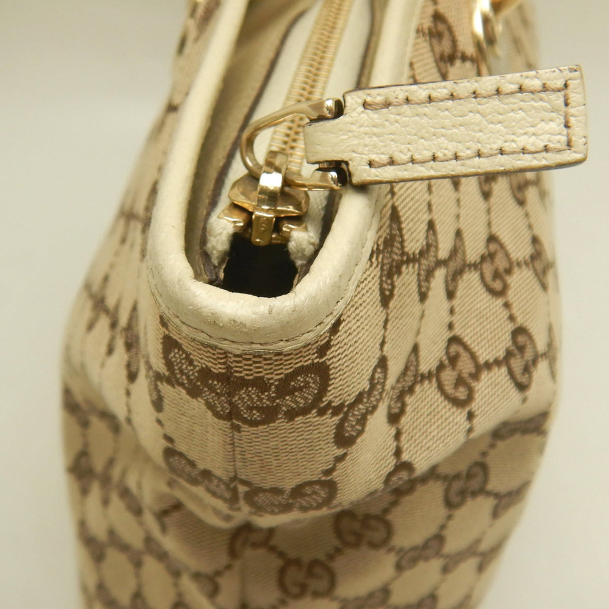 Gucci Gg Canvas Beige Gg Canvas Tote Bag (Pre-Owned)