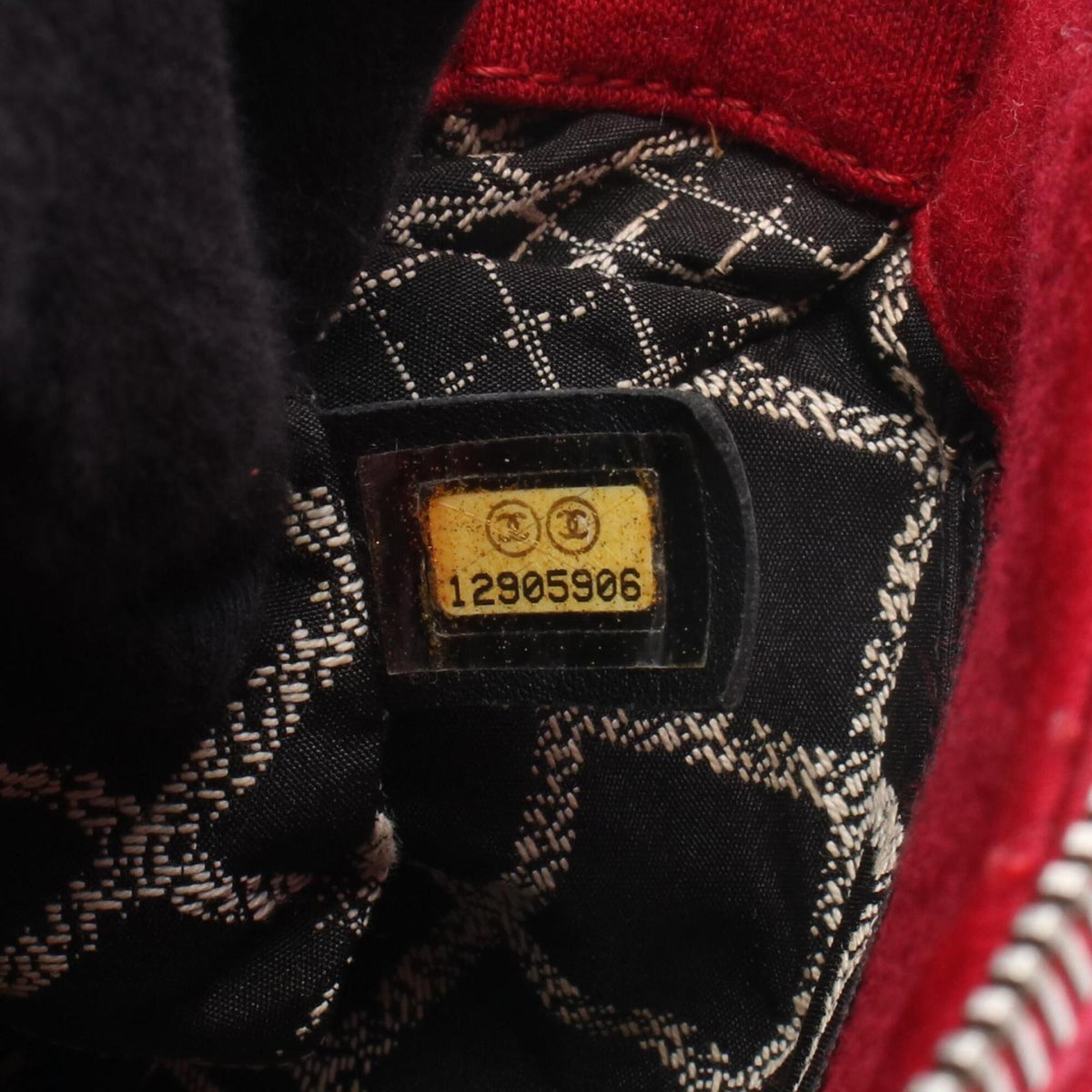 Chanel Matelasse Red Color Cotton Handbag Shoulder Bag (Pre-Owned)