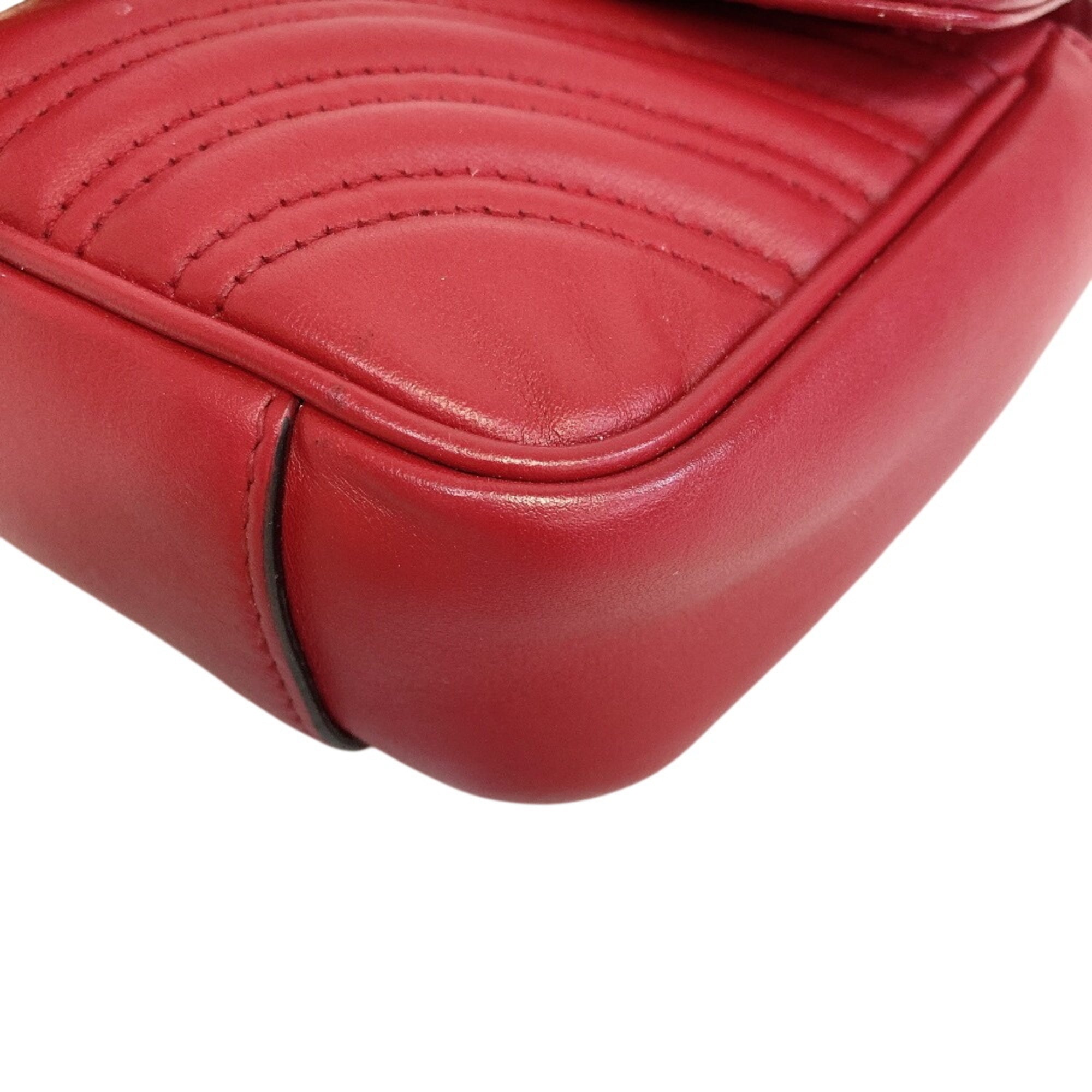 Gucci Red Color Leather Shoulder Bag (Pre-Owned)