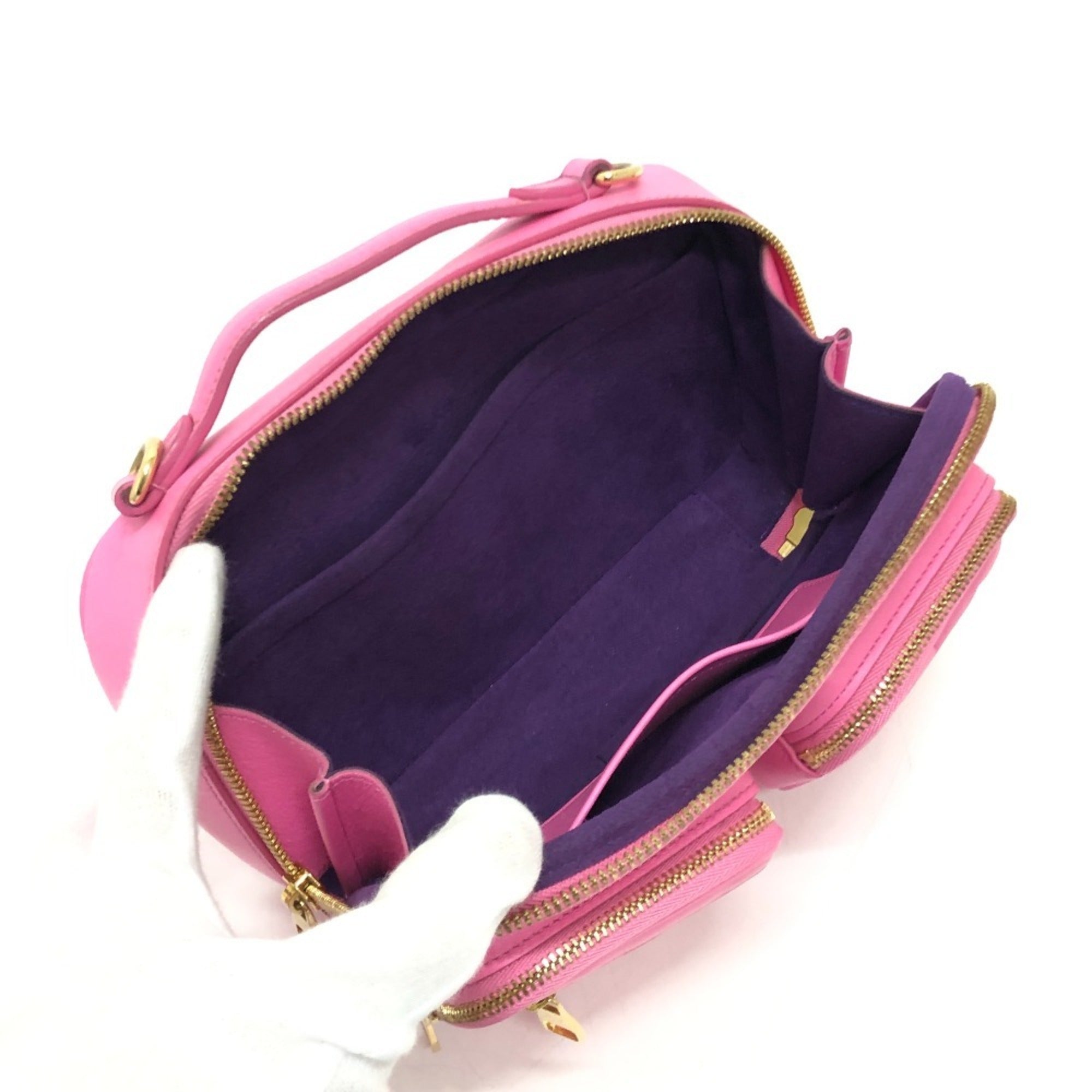 Louis Vuitton Pink Rose Leather Shoulder Bag (Pre-Owned)