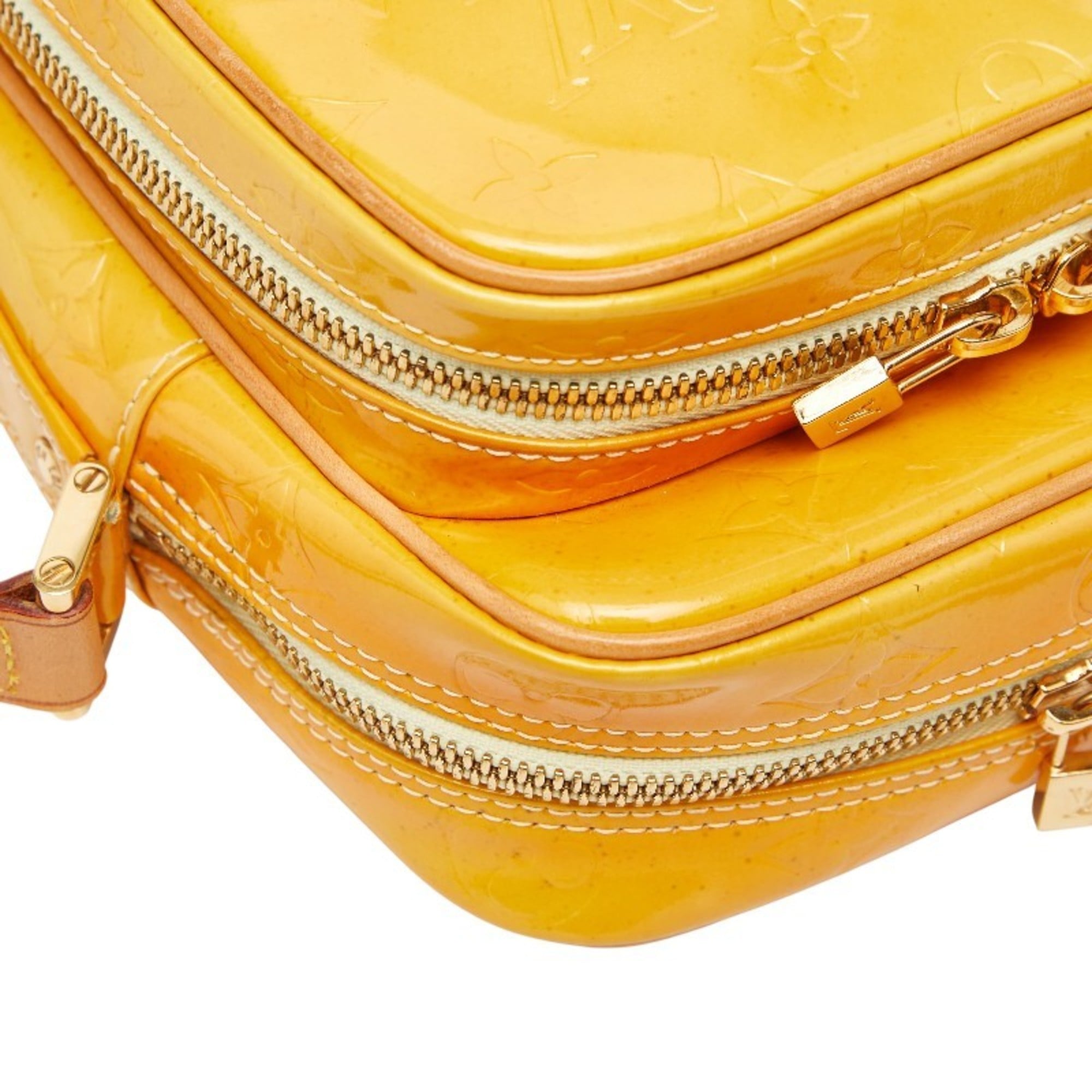 Louis Vuitton Yellow Patent Leather Shoulder Bag (Pre-Owned)